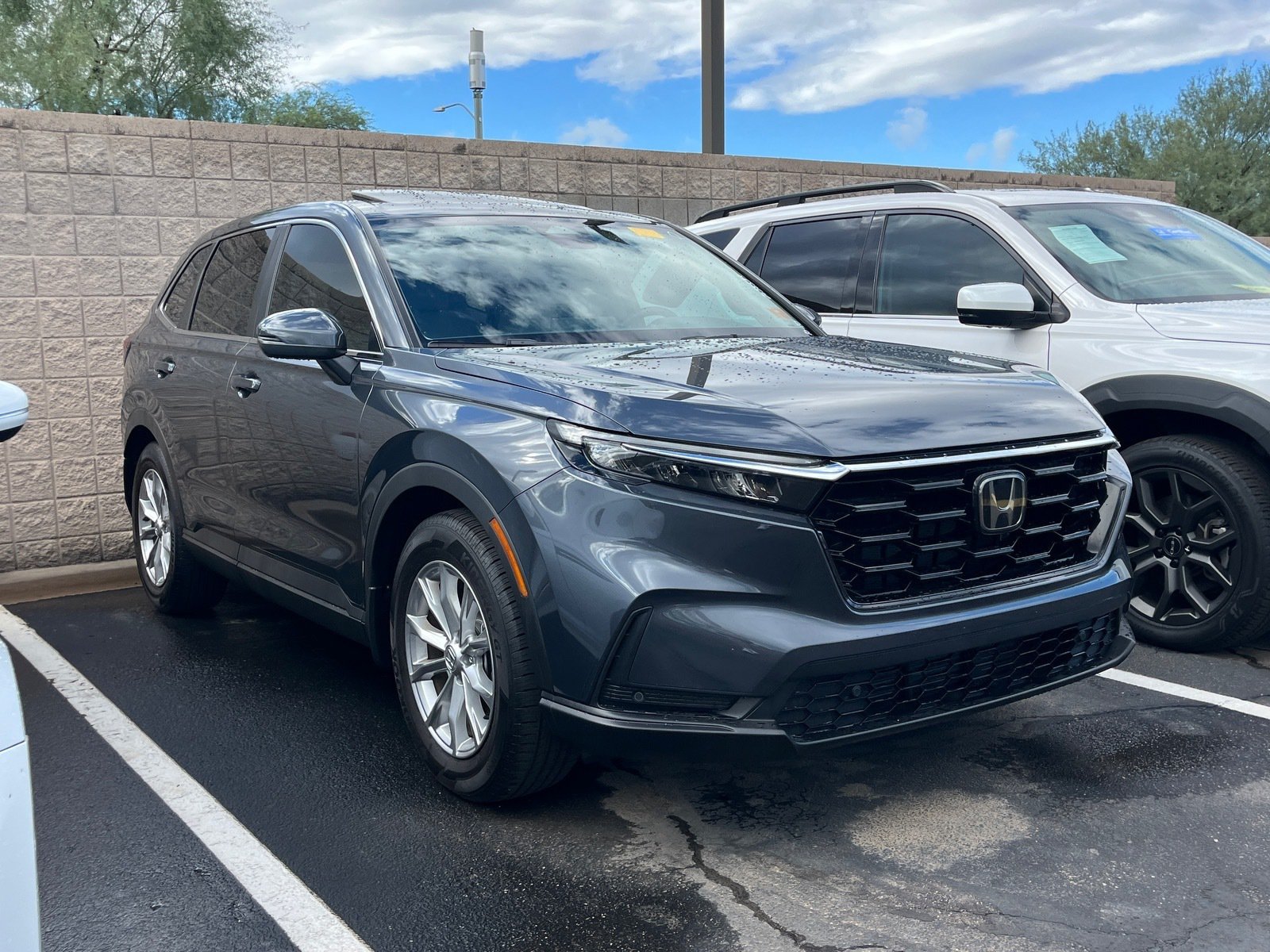 2025 Honda CR-V EX-L — photo 4 thumbnail