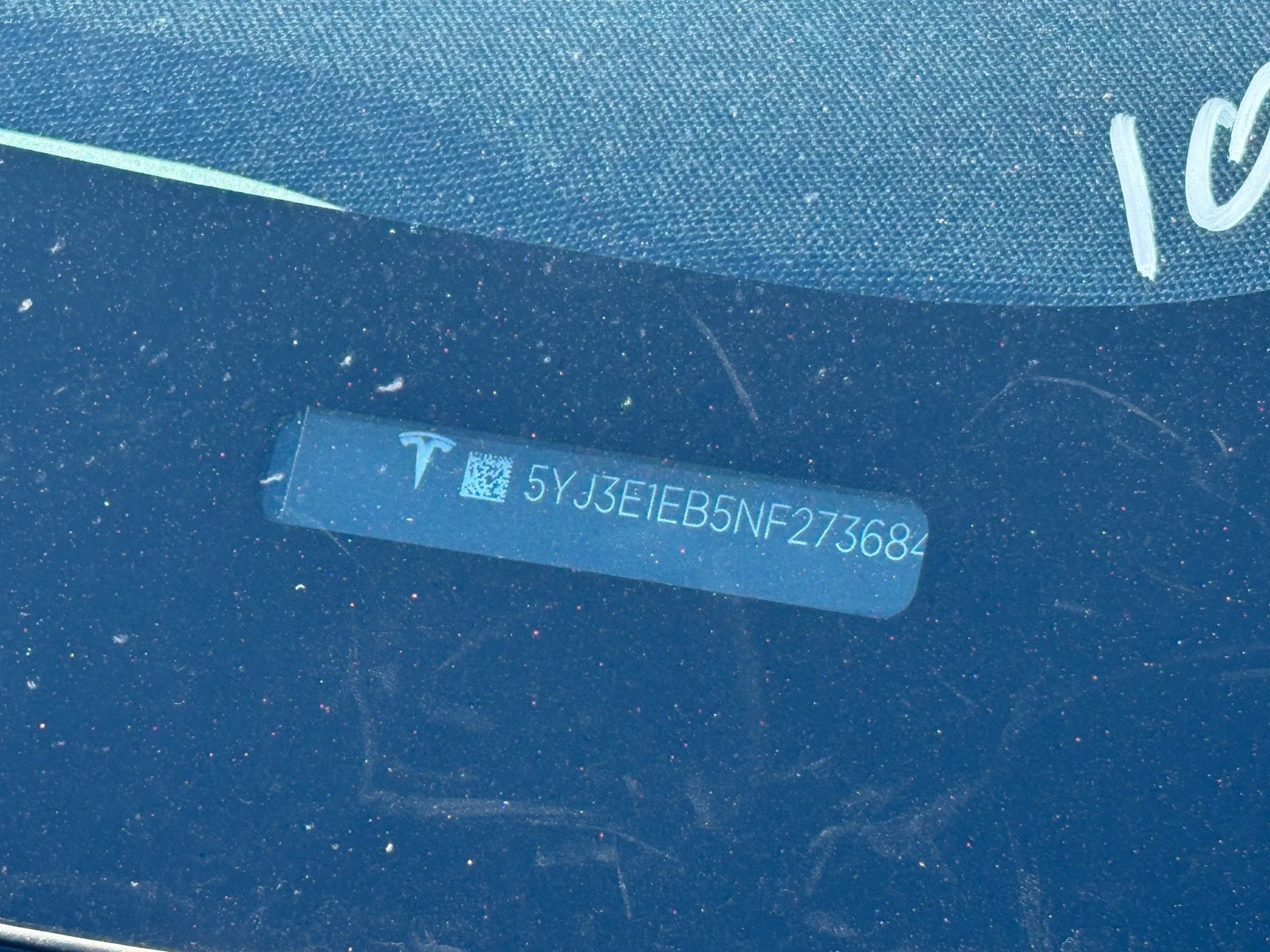 2022 Tesla Model 3 Long Range — photo 10 thumbnail