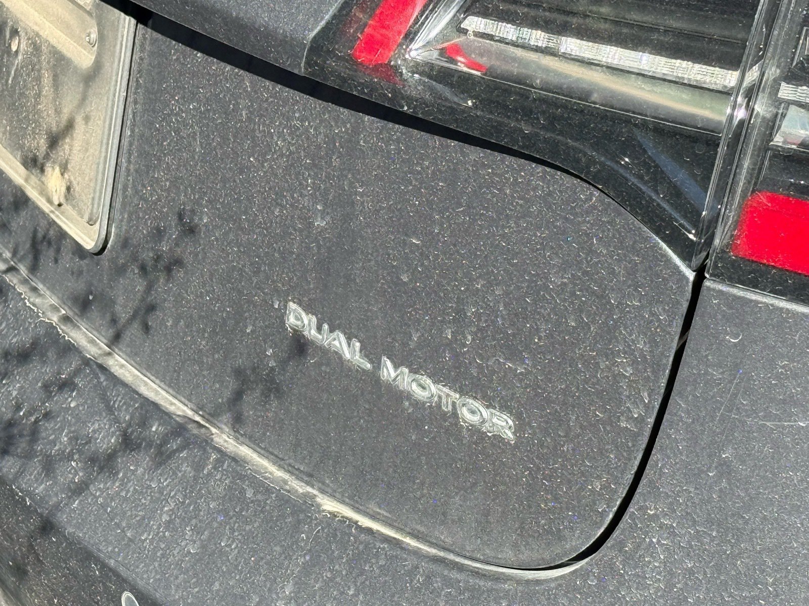2022 Tesla Model 3 Long Range — photo 9 thumbnail