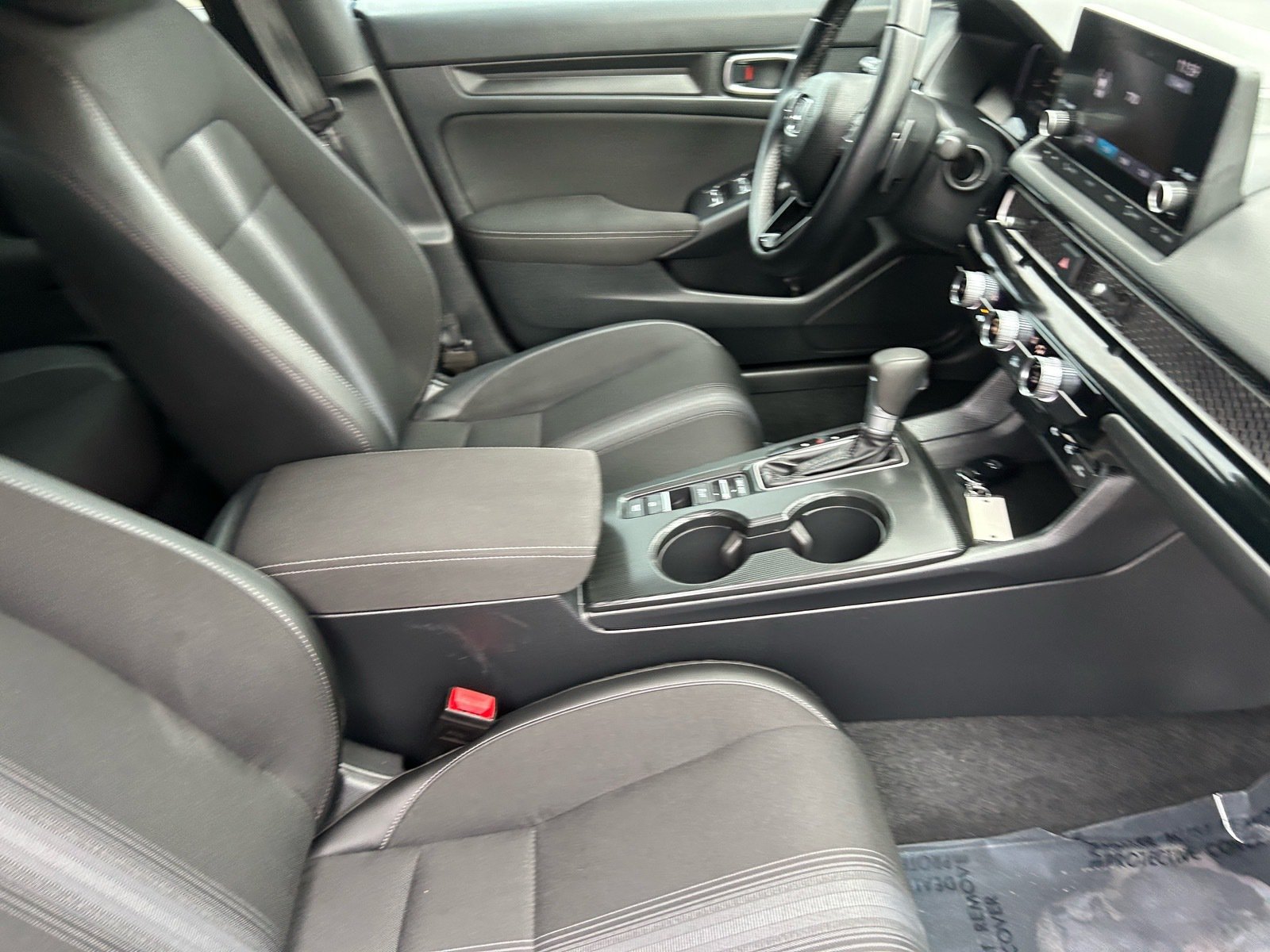 2026 Honda Civic Sport — photo 12 thumbnail