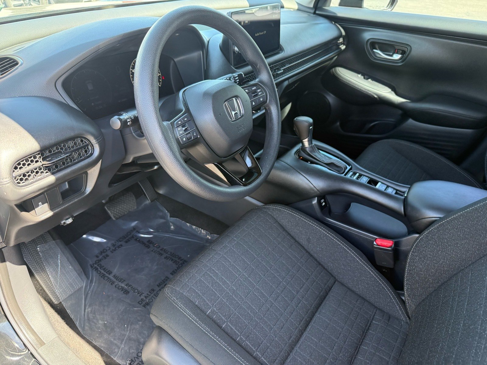 2026 Honda HR-V LX — photo 11 thumbnail