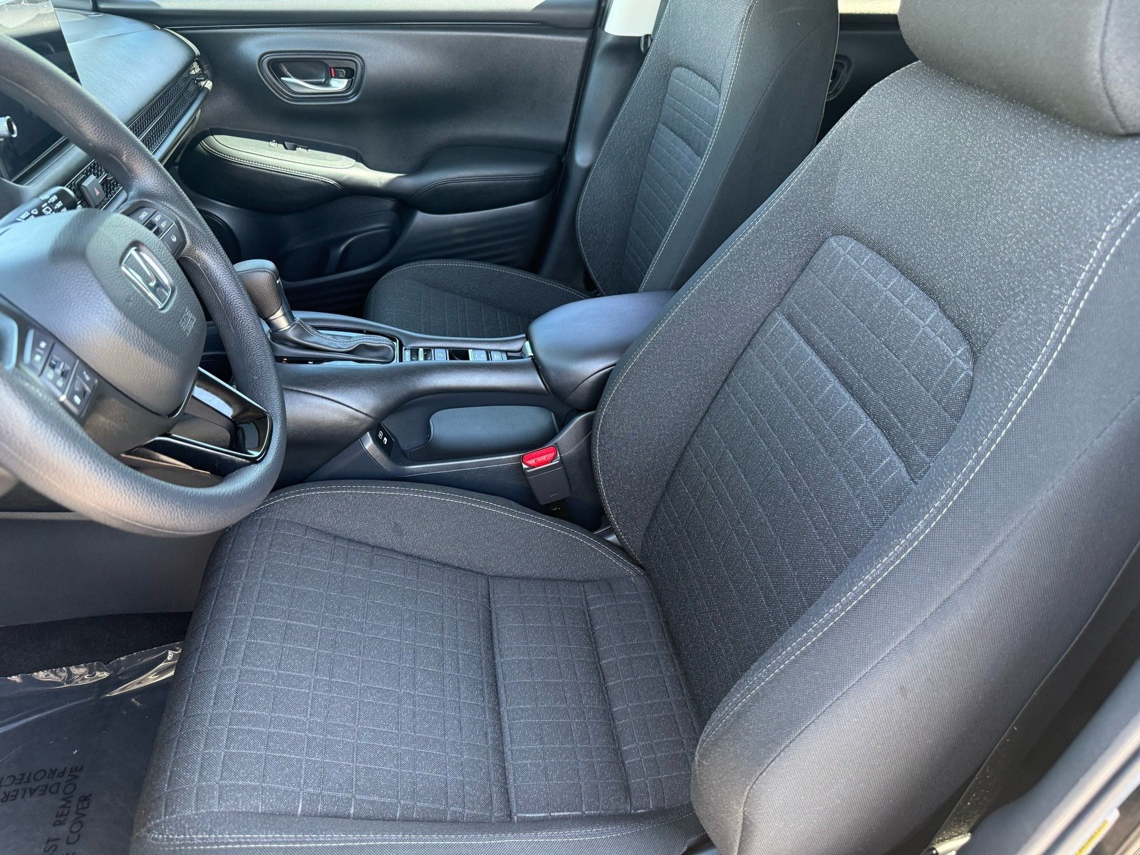 2026 Honda HR-V LX — photo 12 thumbnail