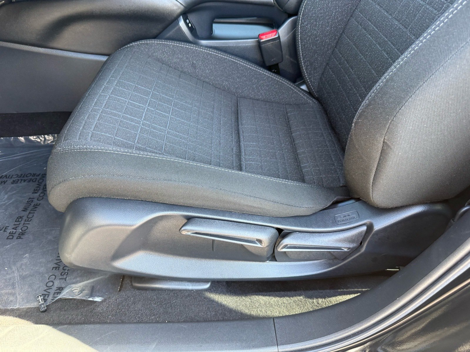 2026 Honda HR-V LX — photo 13 thumbnail