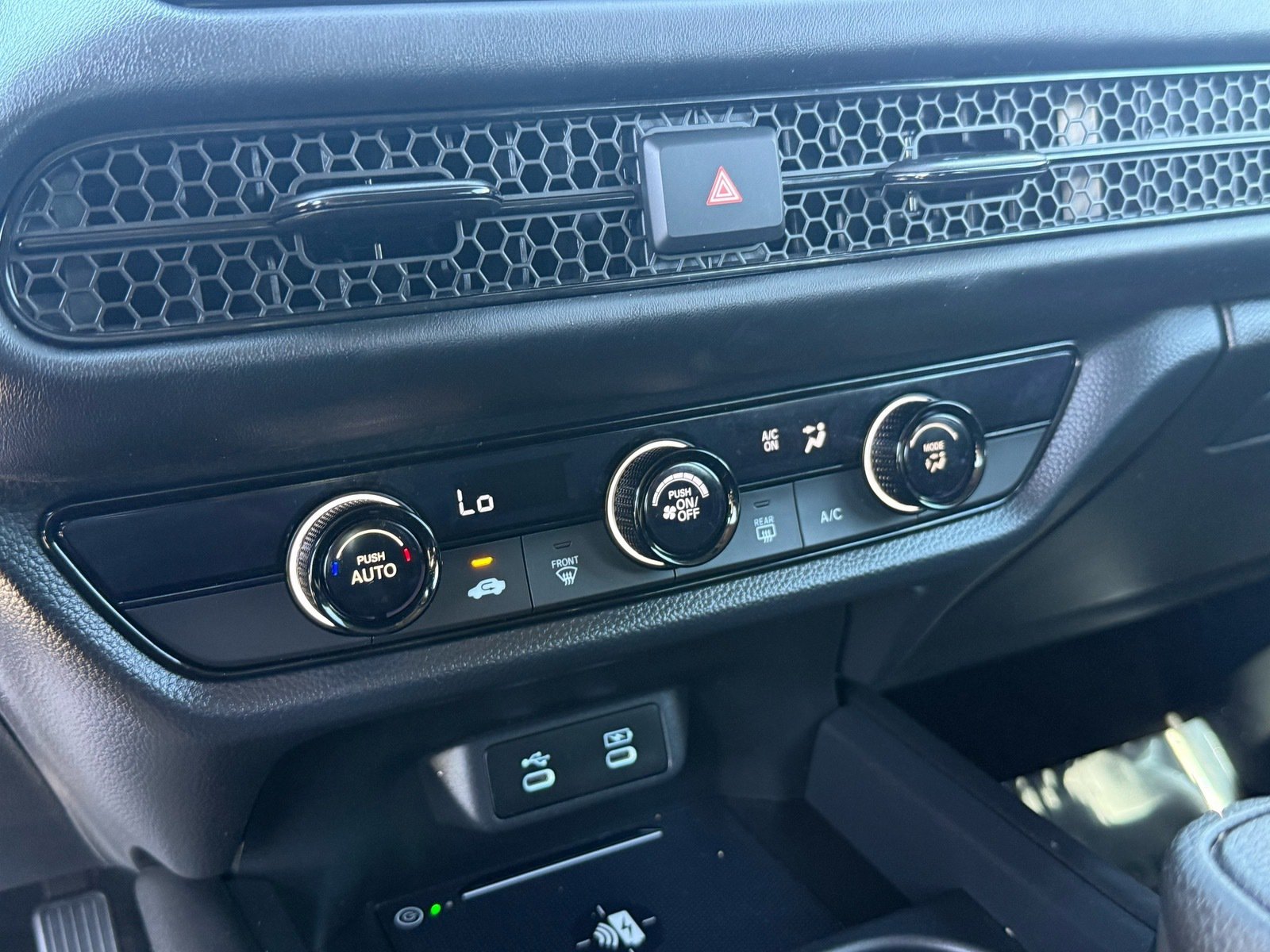 2026 Honda HR-V LX — photo 22 thumbnail