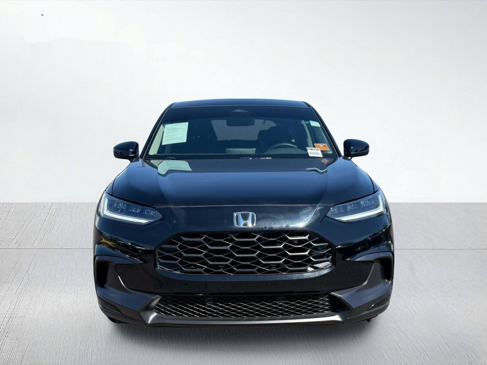 2026 Honda HR-V LX — photo 5 thumbnail