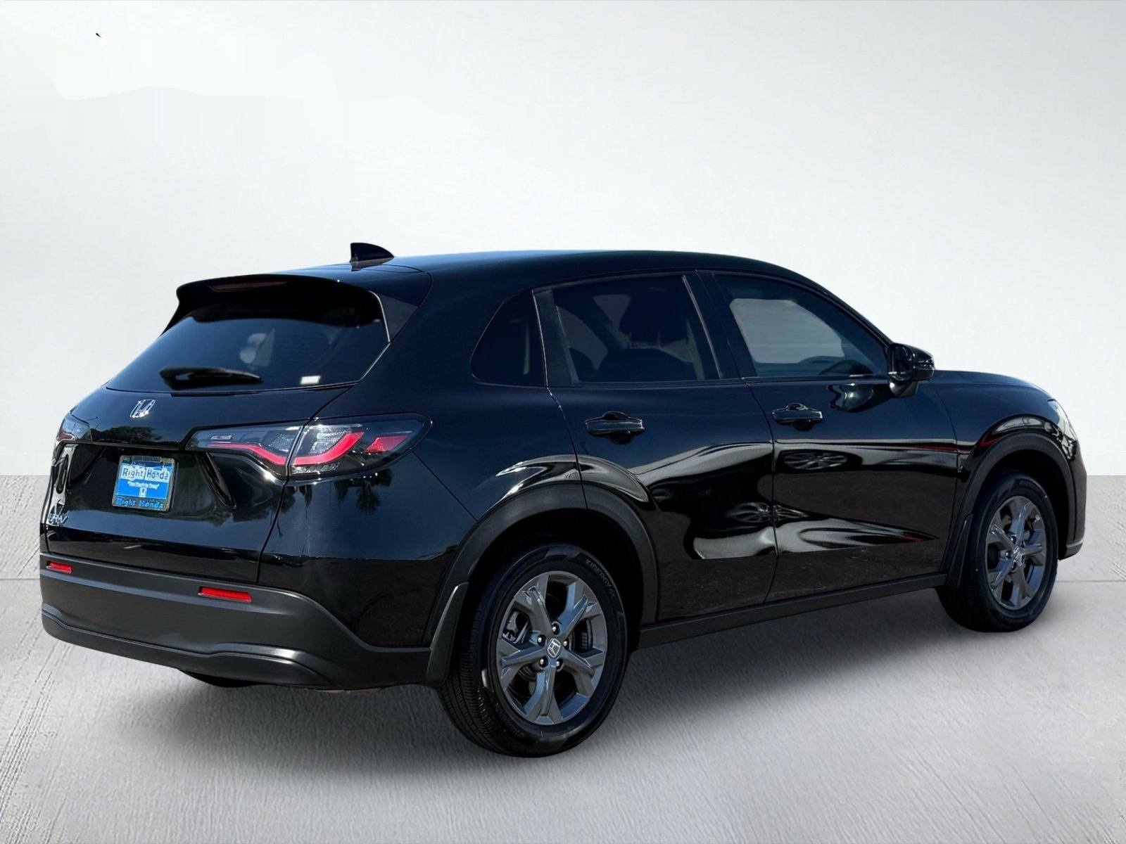 2026 Honda HR-V LX — photo 7 thumbnail