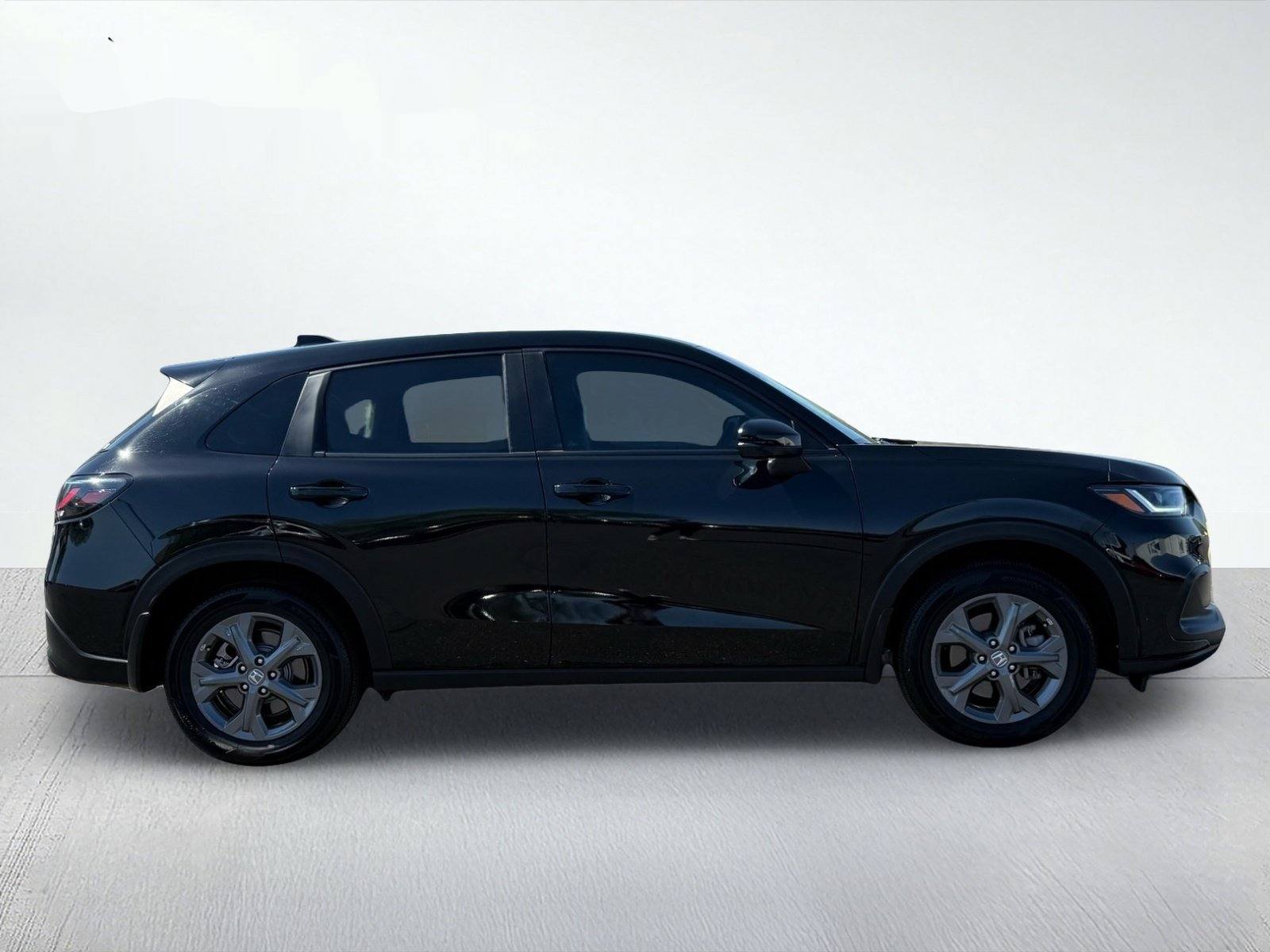 2026 Honda HR-V LX — photo 8 thumbnail