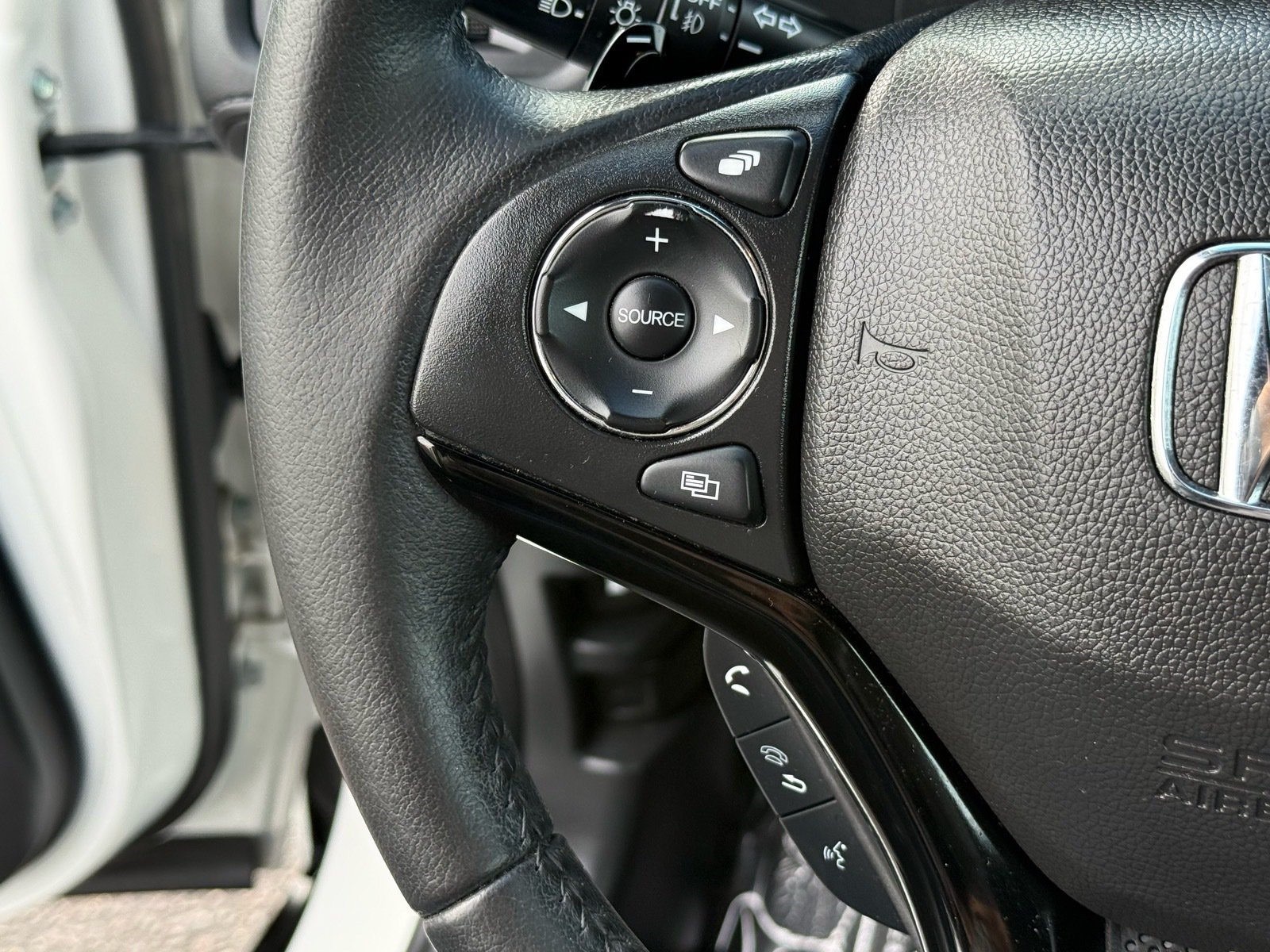 2022 Honda HR-V Sport — photo 15 thumbnail