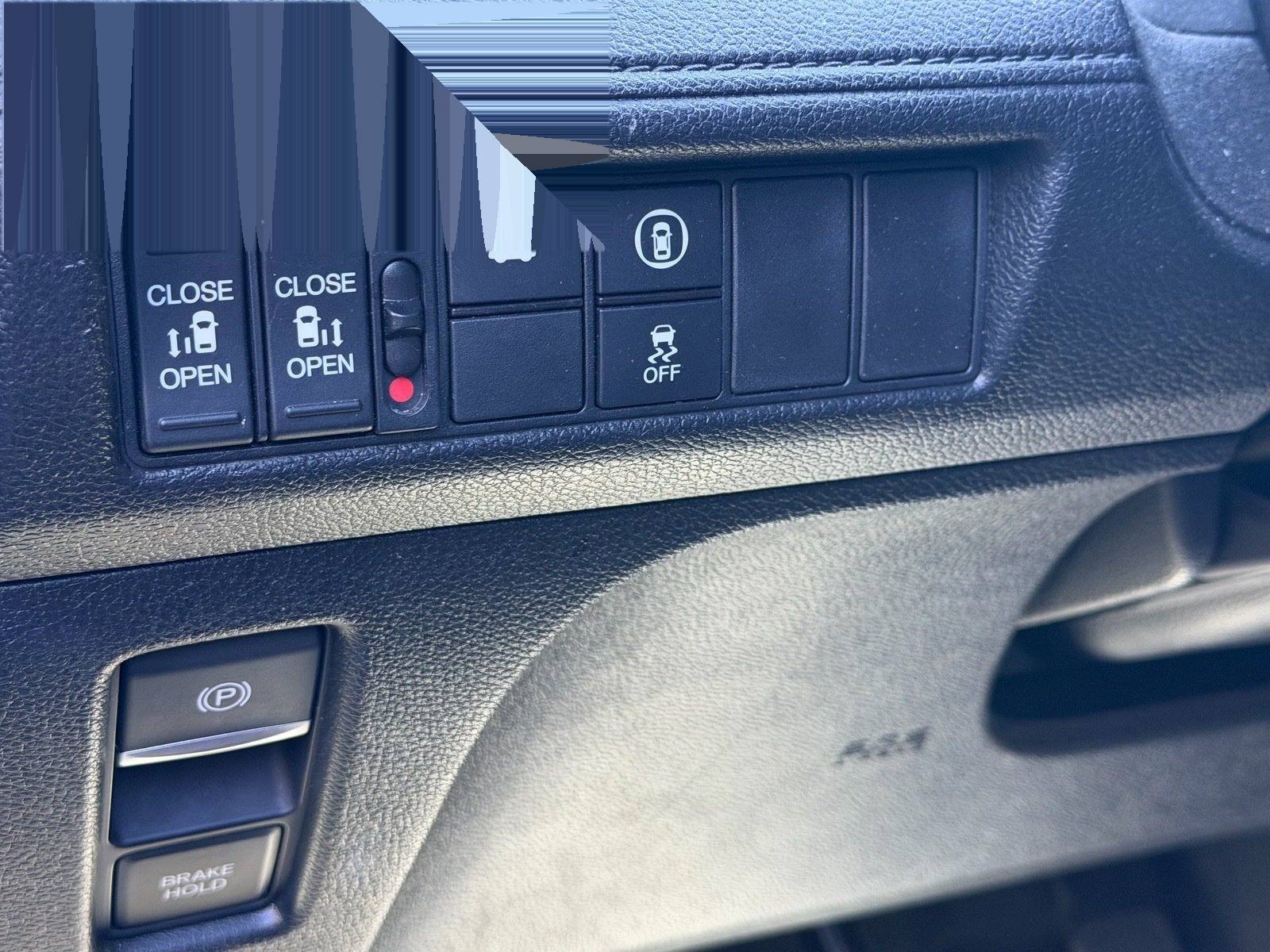2024 Honda Odyssey Sport — photo 11 thumbnail