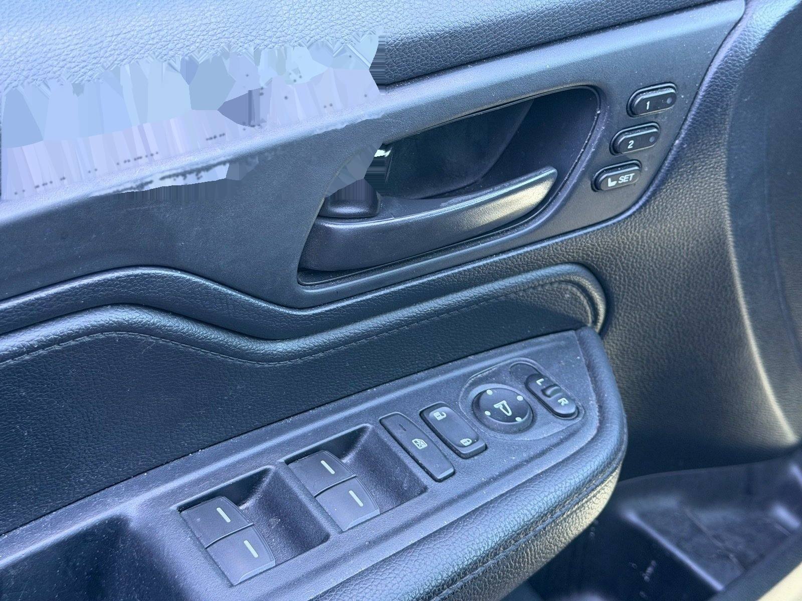 2024 Honda Odyssey Sport — photo 12 thumbnail
