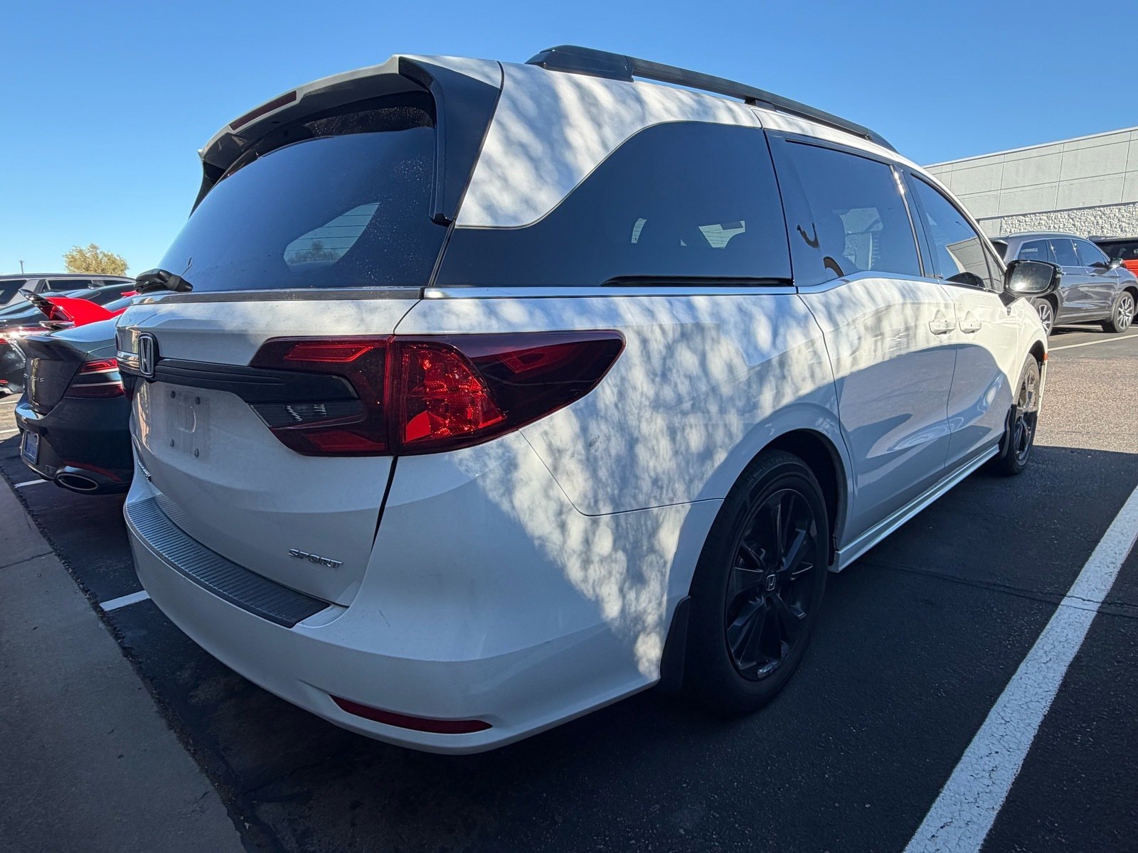 2024 Honda Odyssey Sport — photo 3 thumbnail