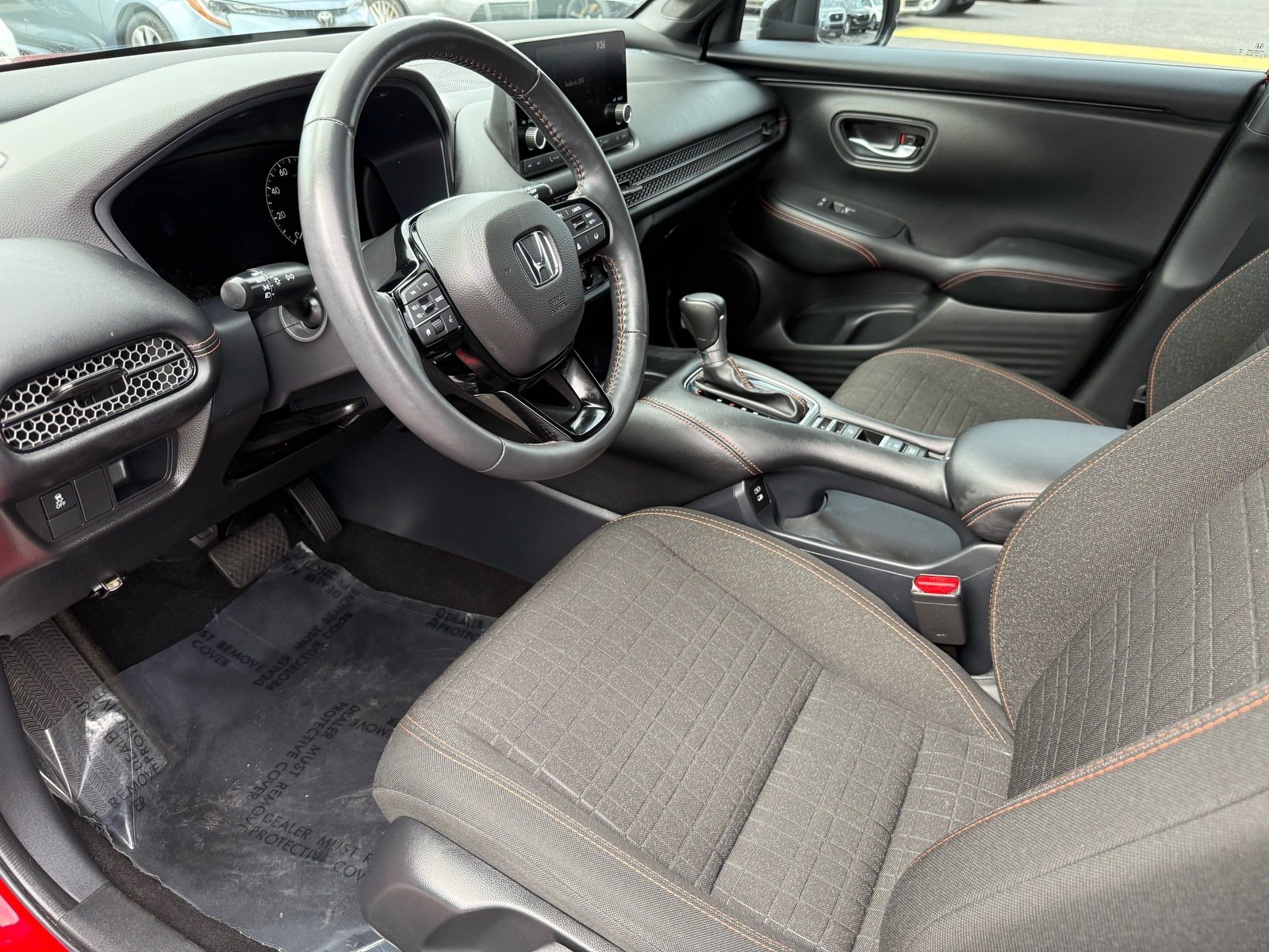 2025 Honda HR-V Sport — photo 12 thumbnail