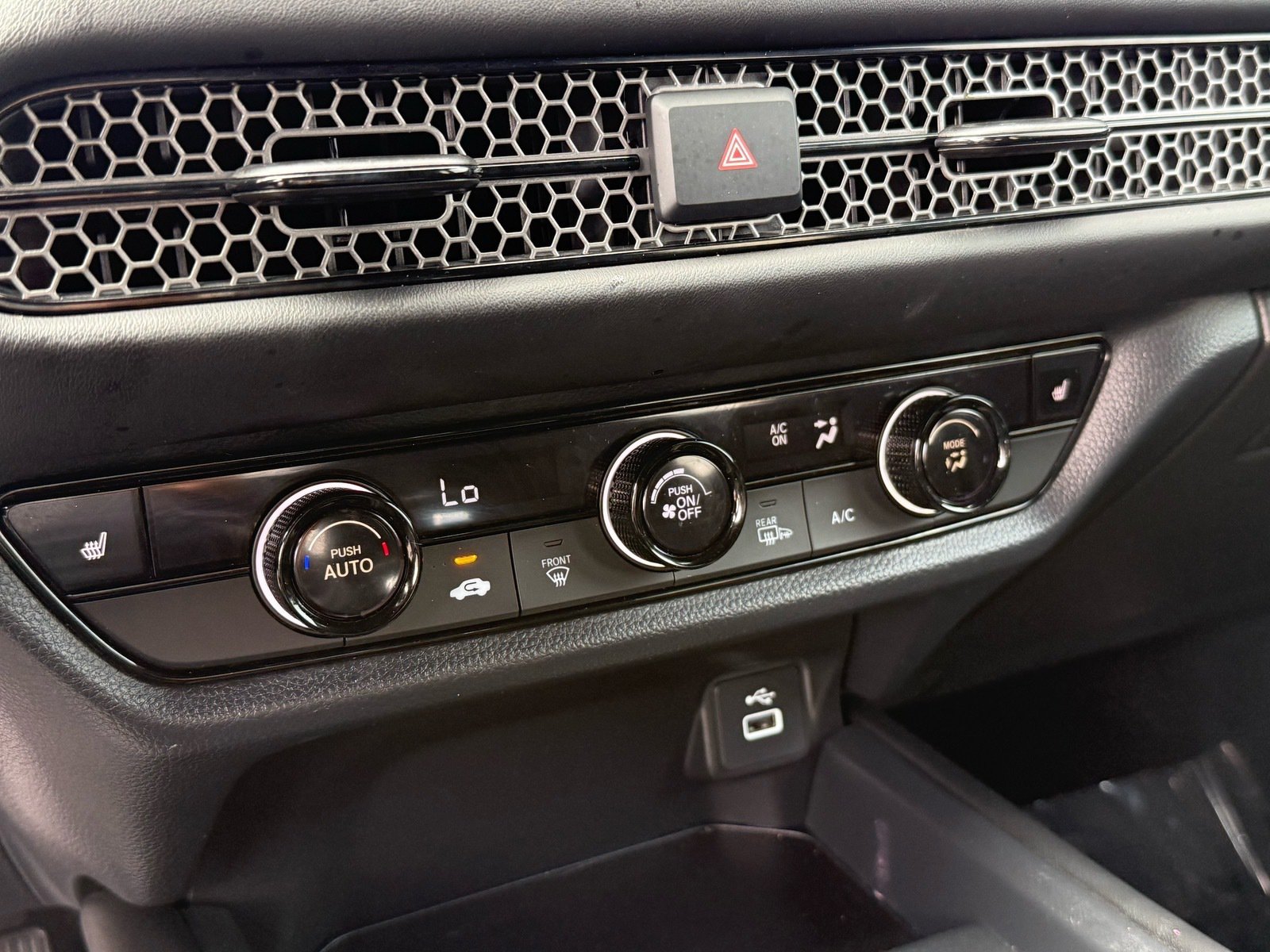 2025 Honda HR-V Sport — photo 23 thumbnail
