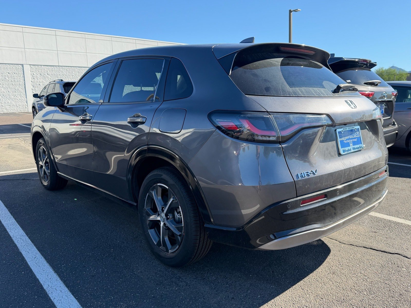 2025 Honda HR-V EX-L — photo 2 thumbnail