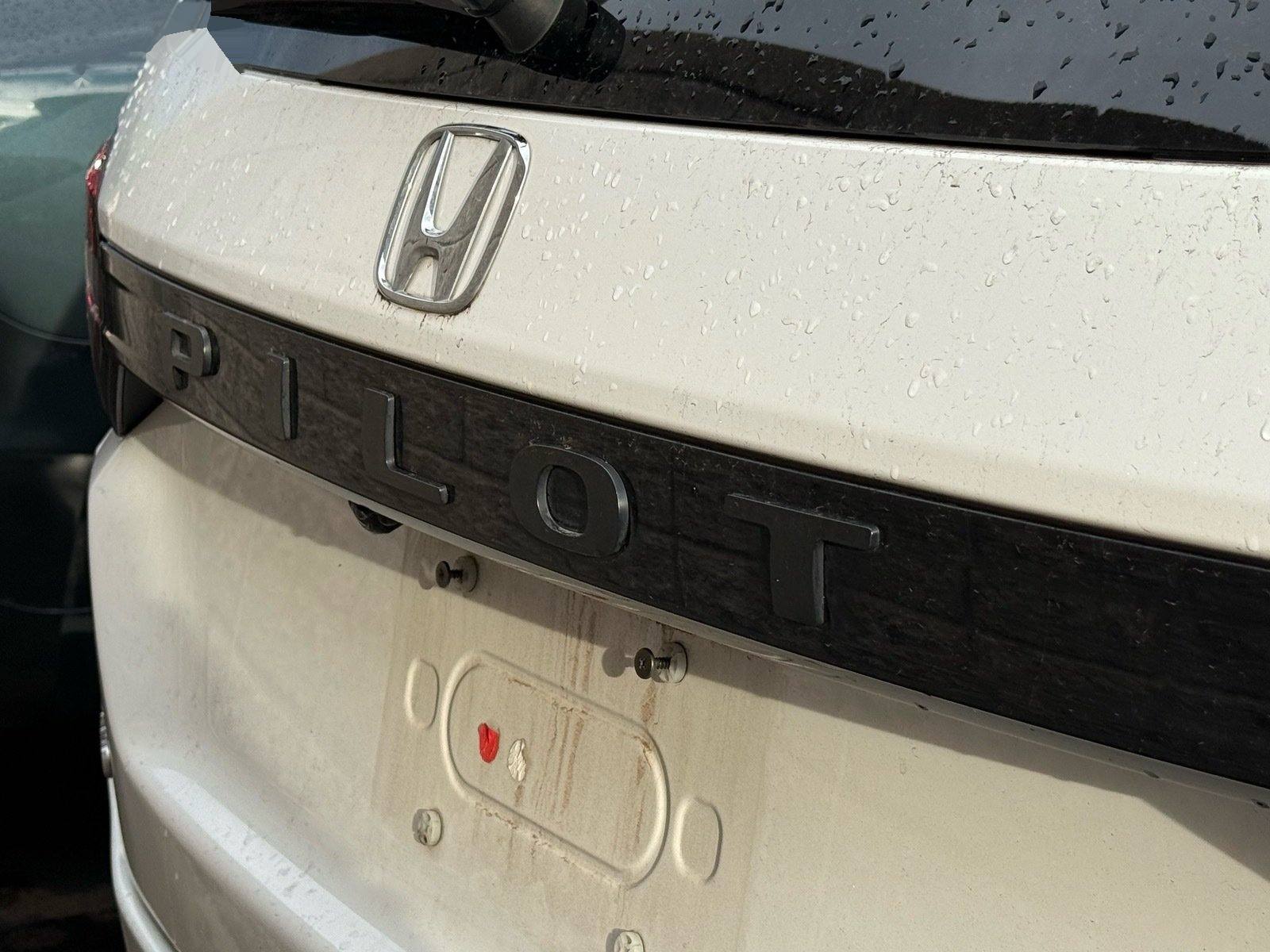 2024 Honda Pilot EX-L — photo 10 thumbnail