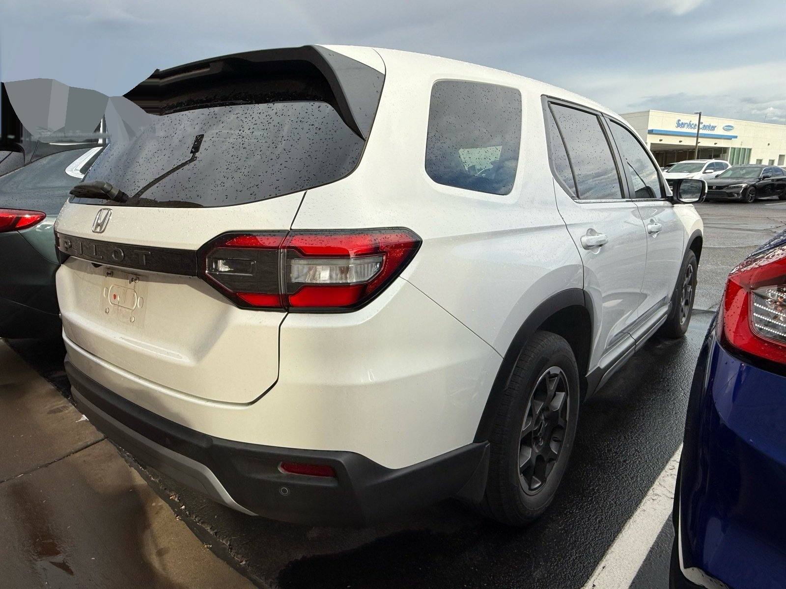 2024 Honda Pilot EX-L — photo 3 thumbnail