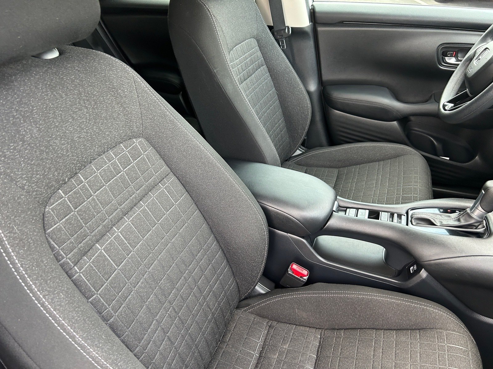 2023 Honda HR-V LX — photo 10 thumbnail