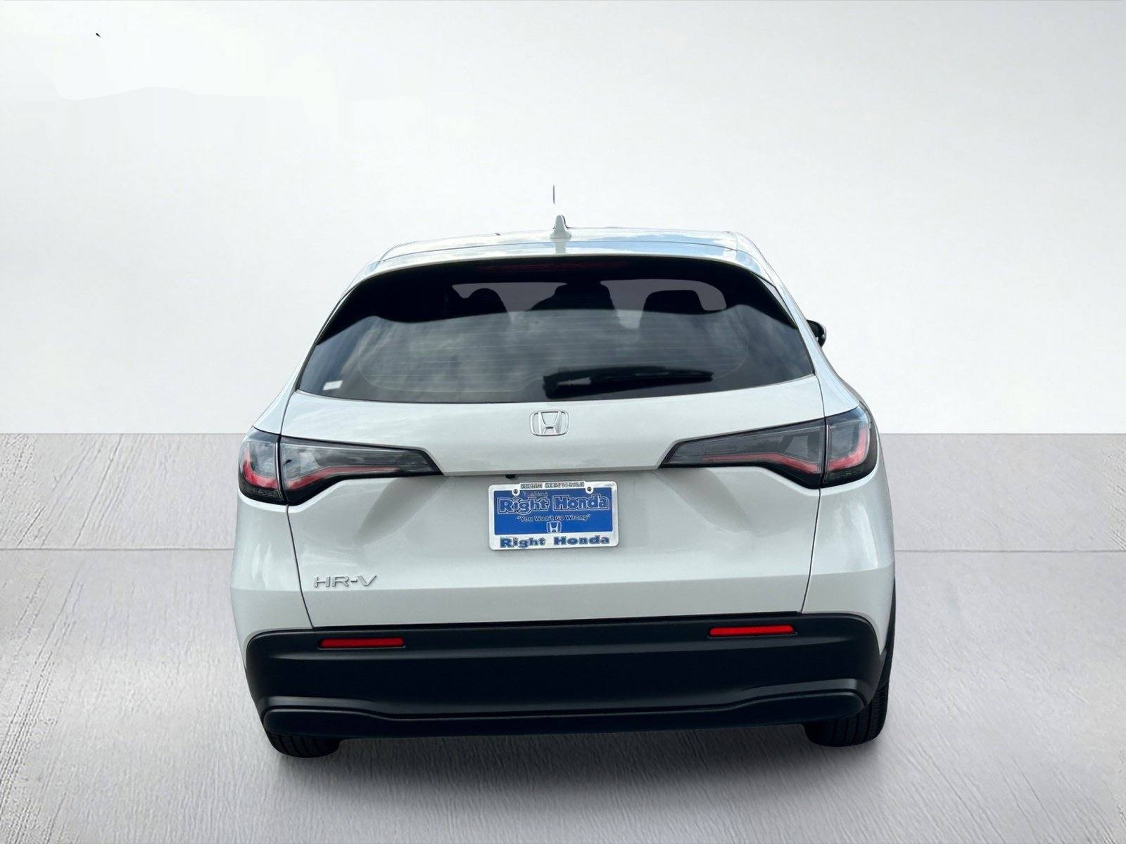 2023 Honda HR-V LX — photo 8 thumbnail