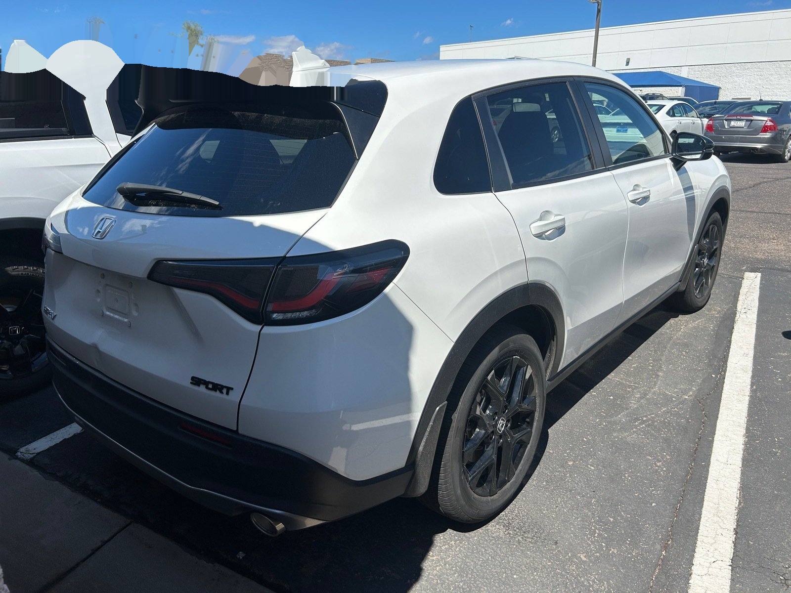 2025 Honda HR-V Sport — photo 3 thumbnail