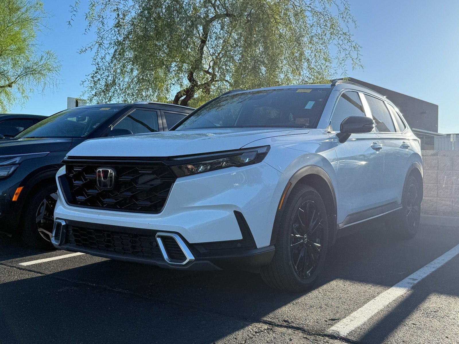 2025 Honda CR-V Hybrid Sport Touring — photo 1