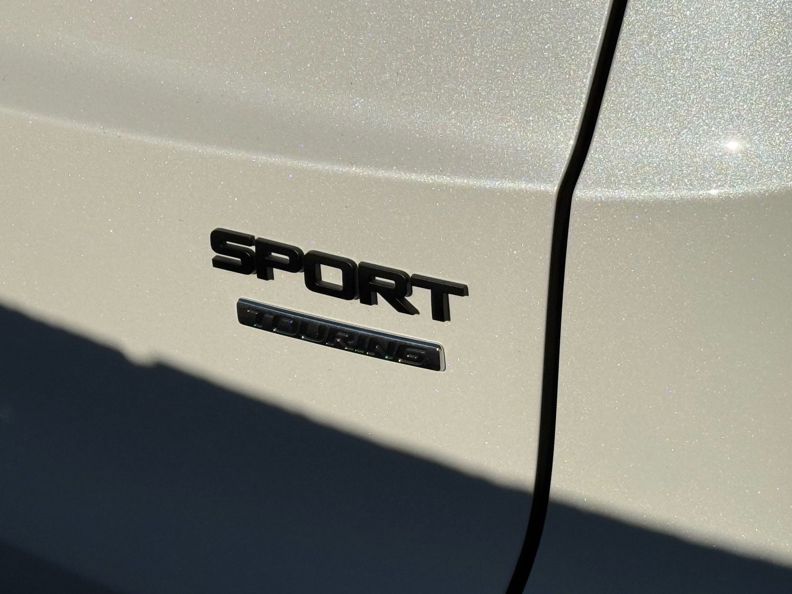 2025 Honda CR-V Hybrid Sport Touring — photo 9 thumbnail