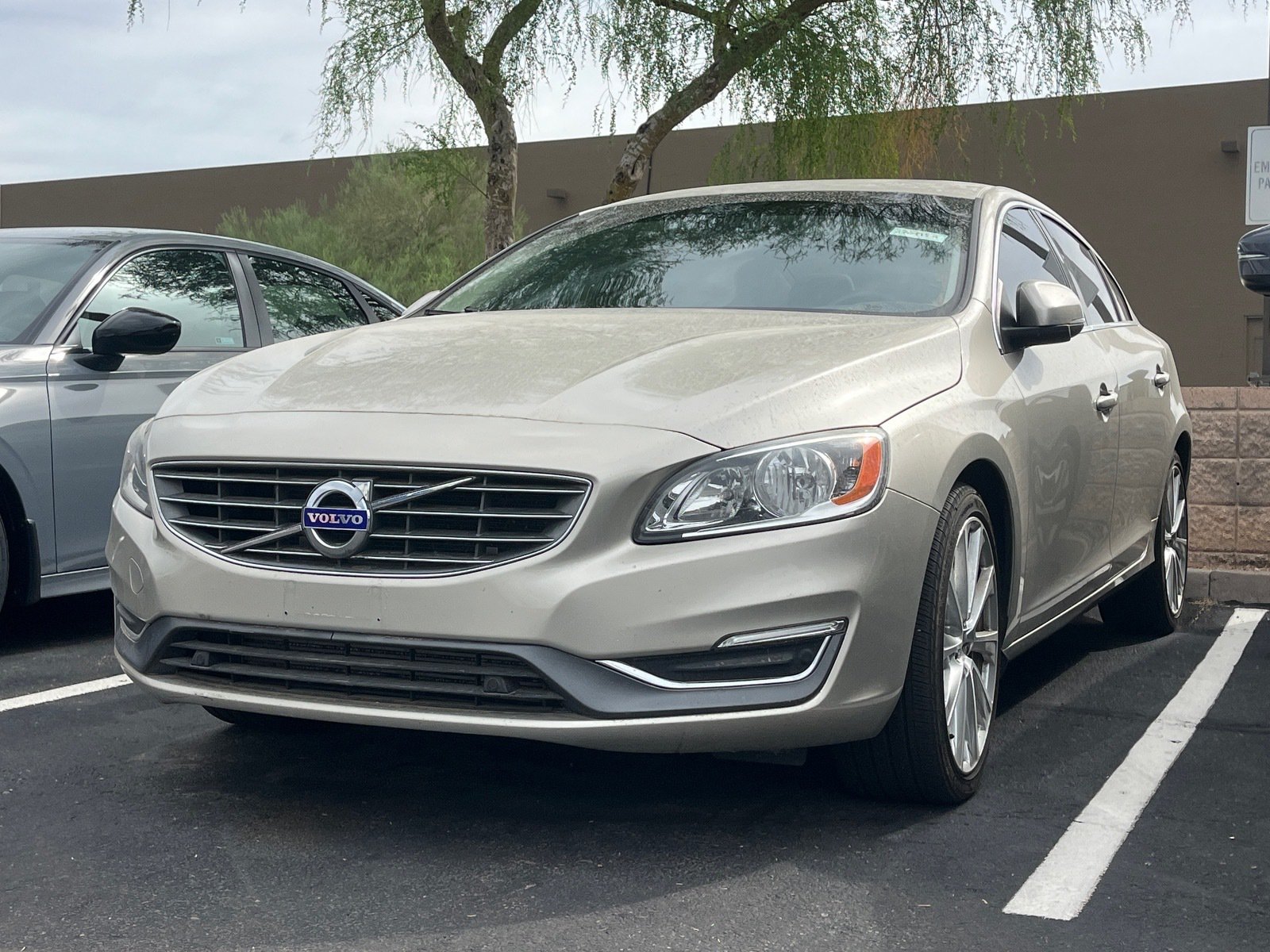 2017 Volvo S60 Inscription T5 — photo 1