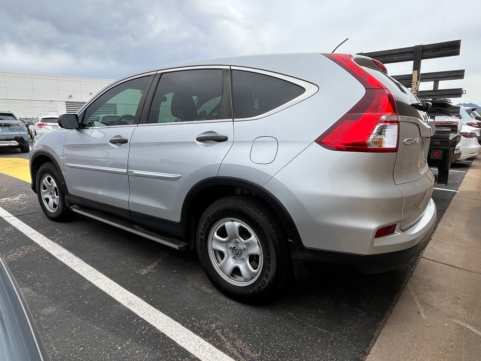 2015 Honda CR-V LX — photo 2 thumbnail