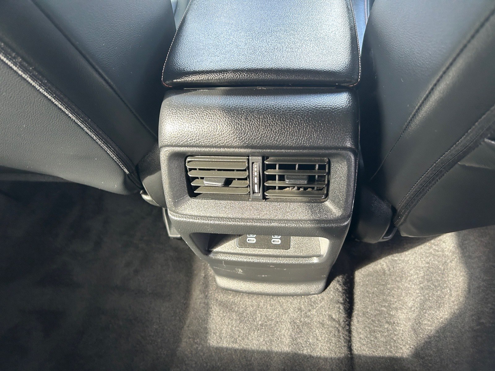 2024 Honda CR-V Hybrid Sport-L — photo 16 thumbnail
