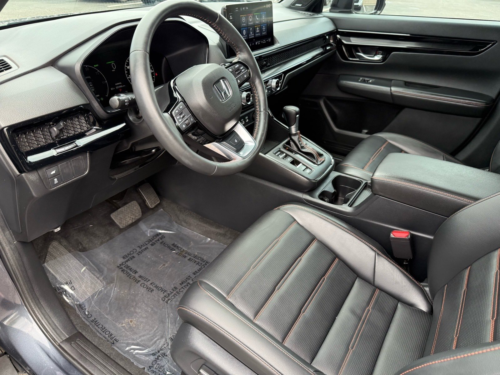 2025 Honda CR-V Hybrid Sport Touring — photo 12 thumbnail