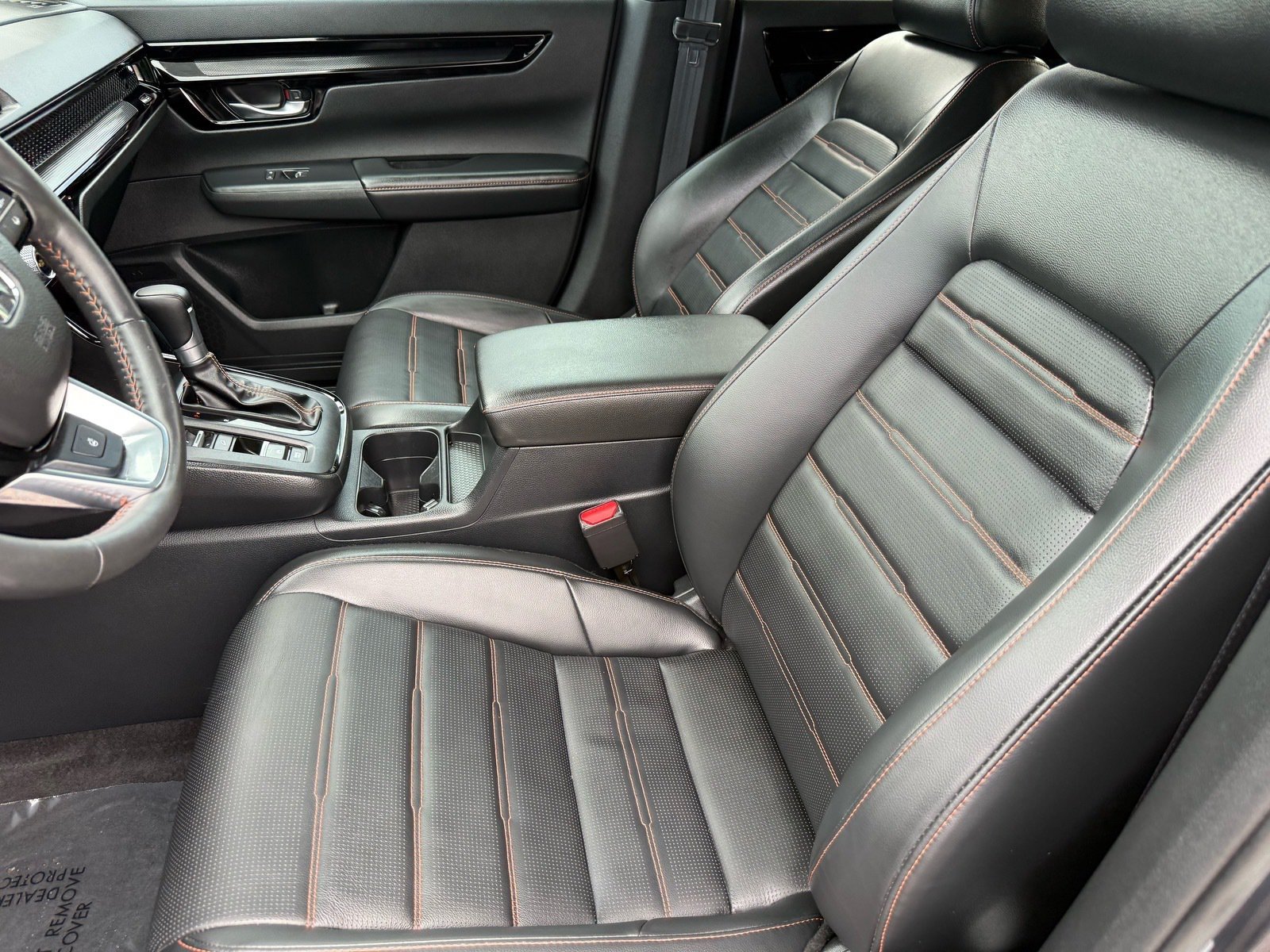 2025 Honda CR-V Hybrid Sport Touring — photo 13 thumbnail