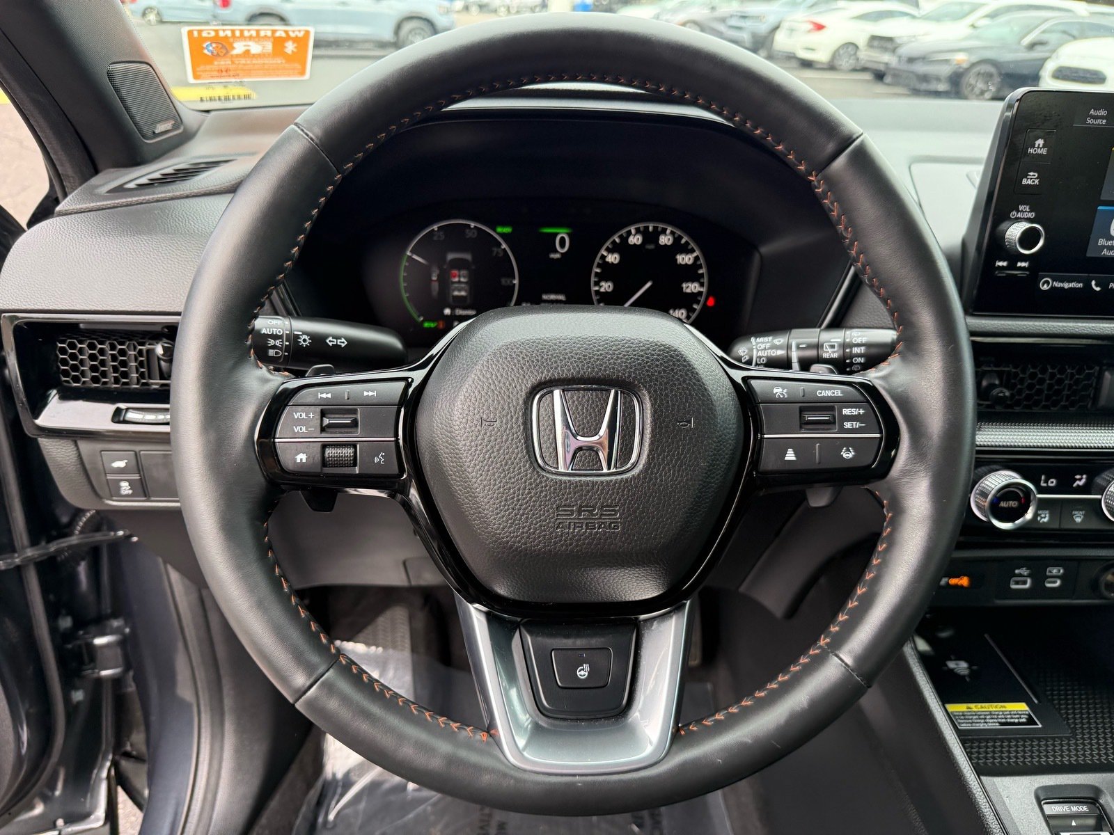 2025 Honda CR-V Hybrid Sport Touring — photo 16 thumbnail