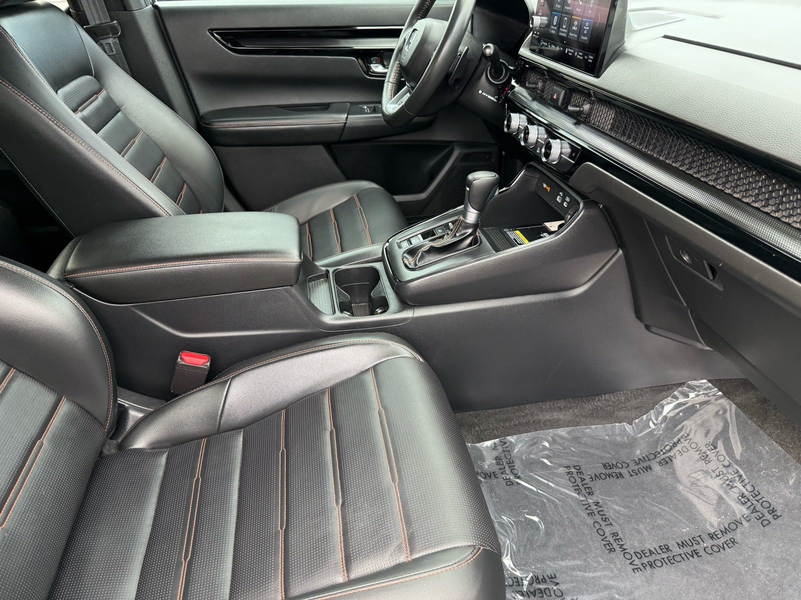 2025 Honda CR-V Hybrid Sport Touring — photo 31 thumbnail