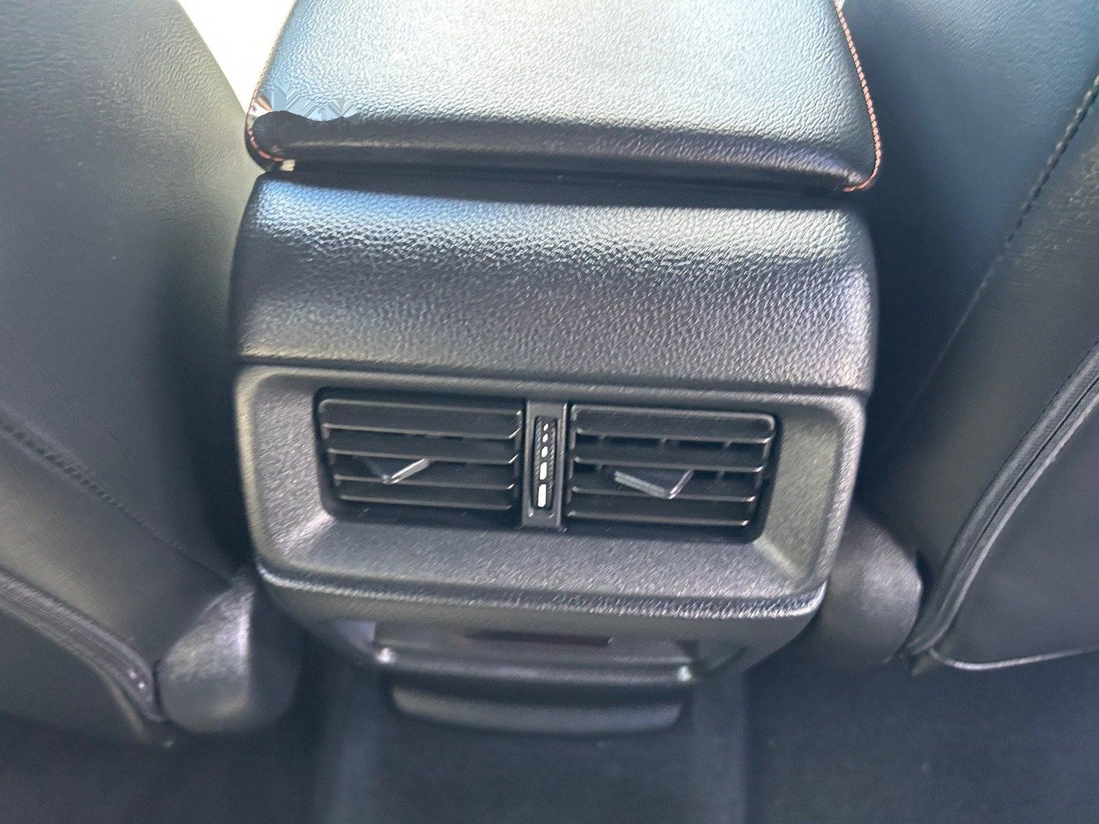 2025 Honda CR-V Hybrid Sport Touring — photo 16 thumbnail