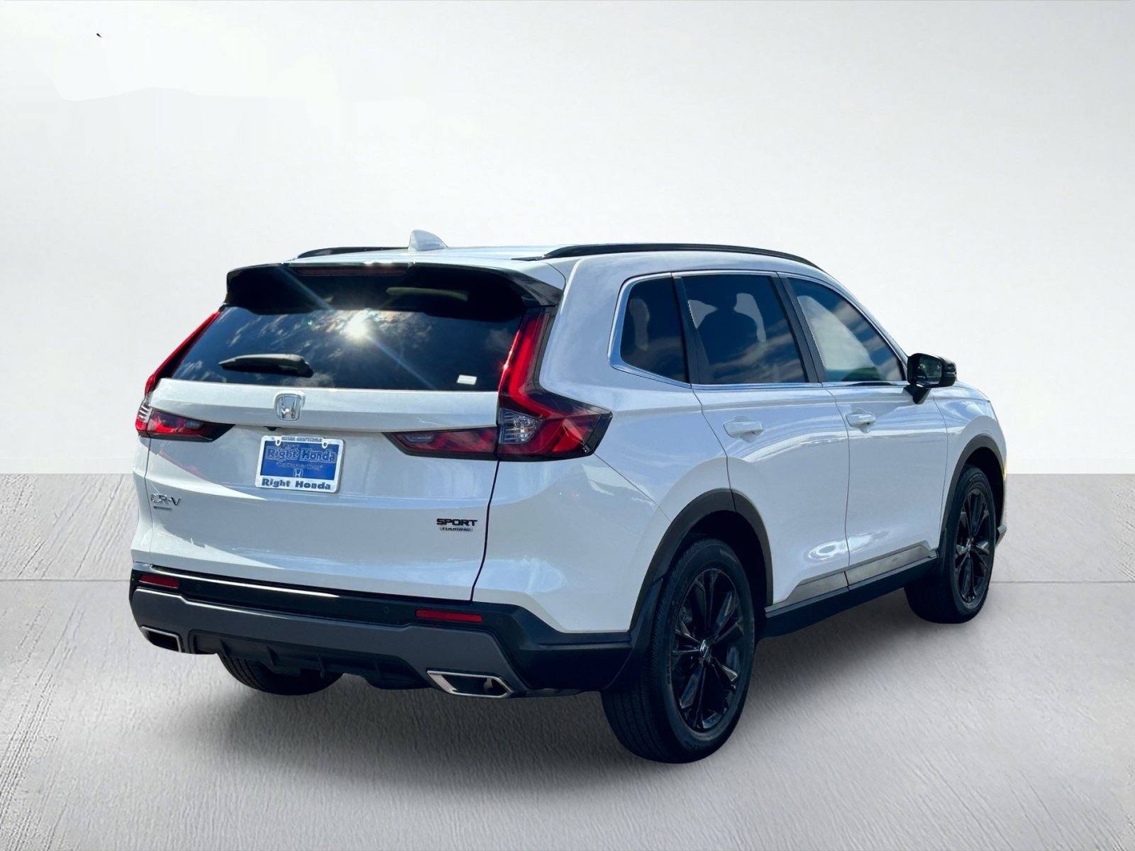 2025 Honda CR-V Hybrid Sport Touring — photo 4 thumbnail