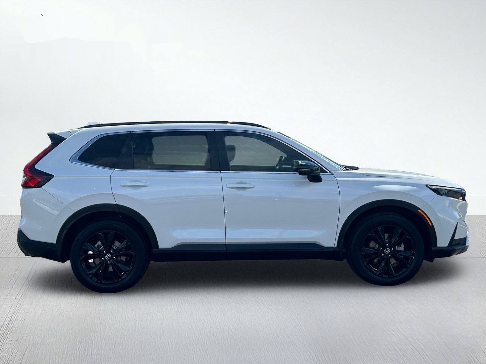 2025 Honda CR-V Hybrid Sport Touring — photo 6 thumbnail
