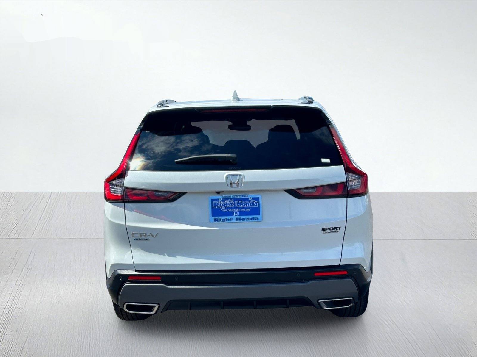 2025 Honda CR-V Hybrid Sport Touring — photo 9 thumbnail