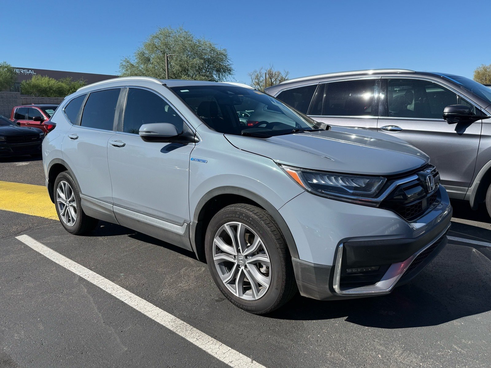 2022 Honda CR-V Hybrid Touring — photo 4 thumbnail