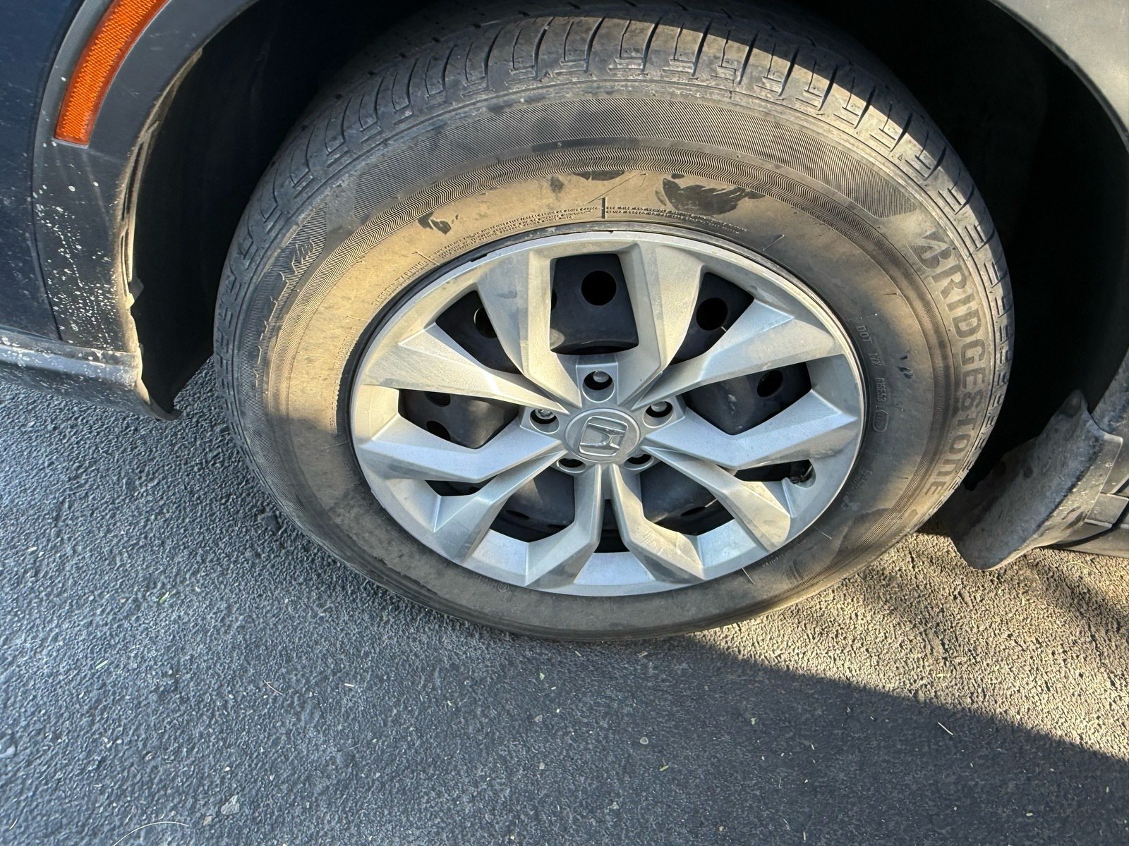 2025 Honda CR-V LX — photo 5 thumbnail