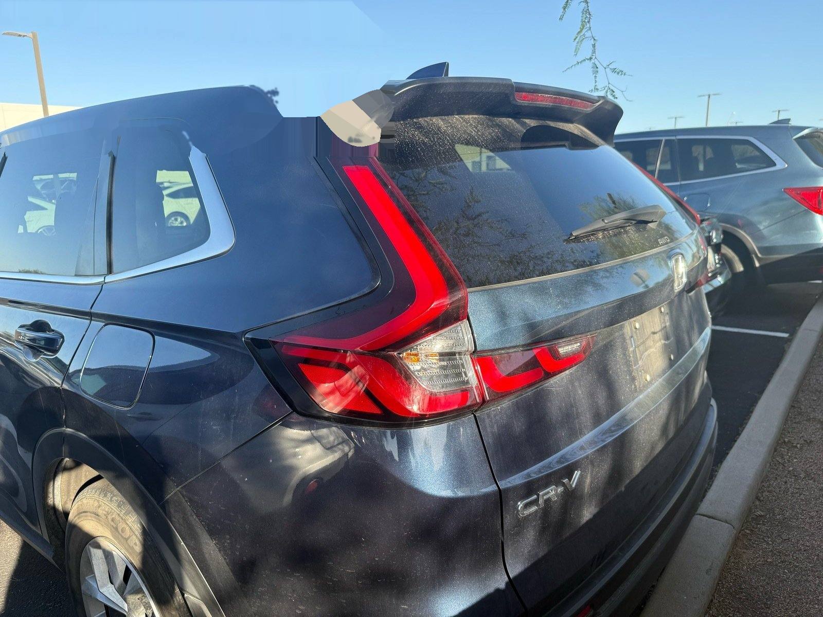 2025 Honda CR-V LX — photo 7 thumbnail