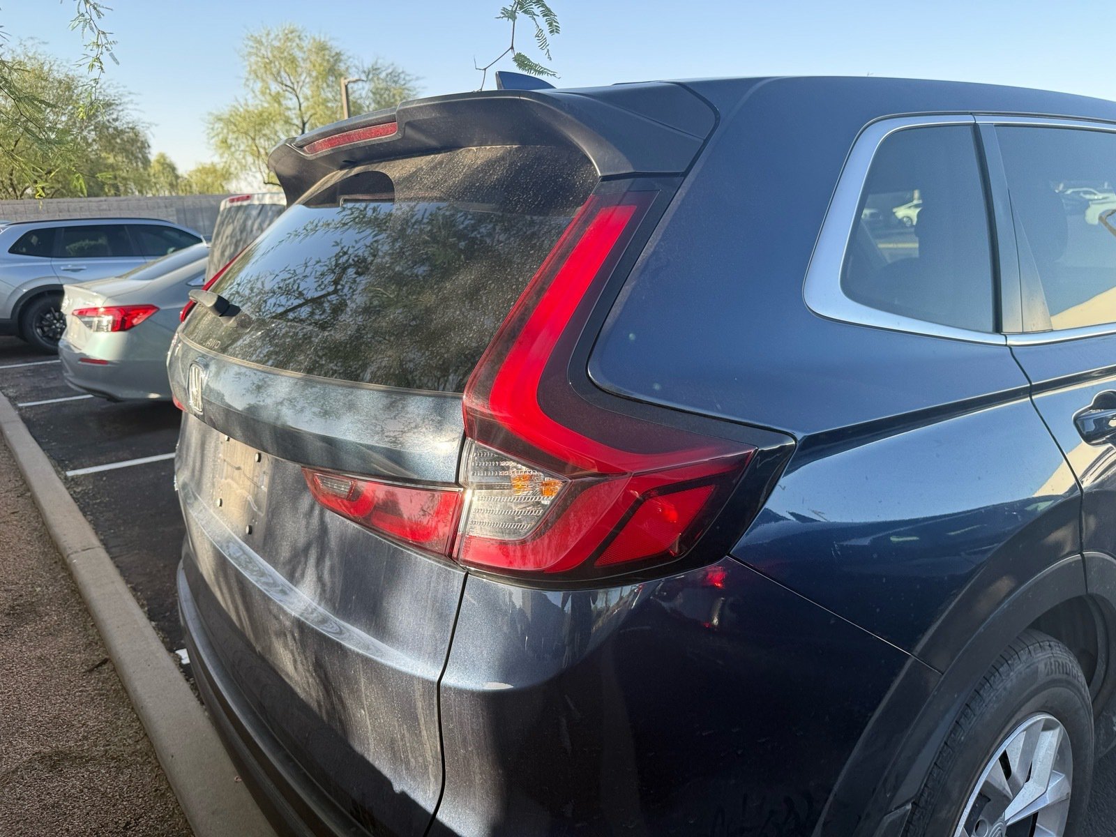 2025 Honda CR-V LX — photo 8 thumbnail