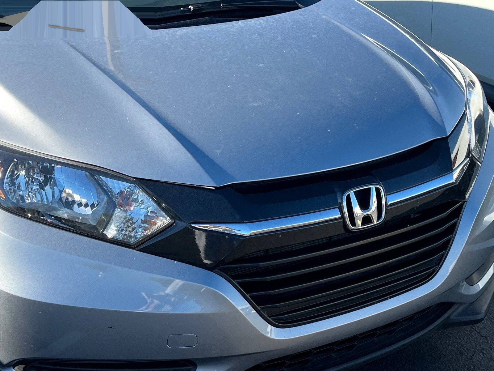 2017 Honda HR-V LX — photo 5 thumbnail