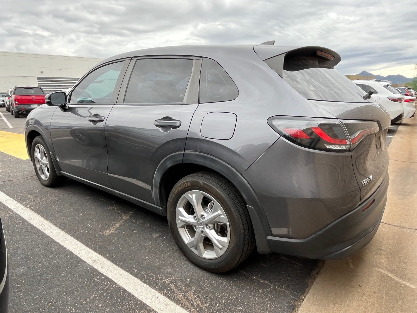 2024 Honda HR-V LX — photo 2 thumbnail