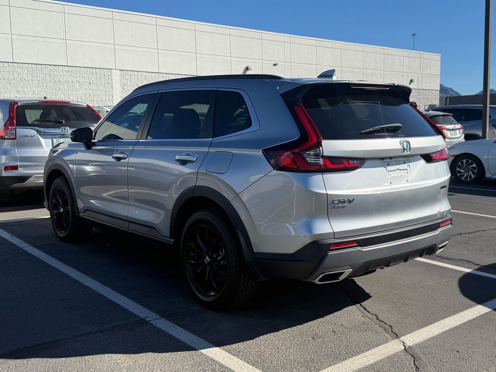 2024 Honda CR-V Hybrid Sport — photo 2 thumbnail