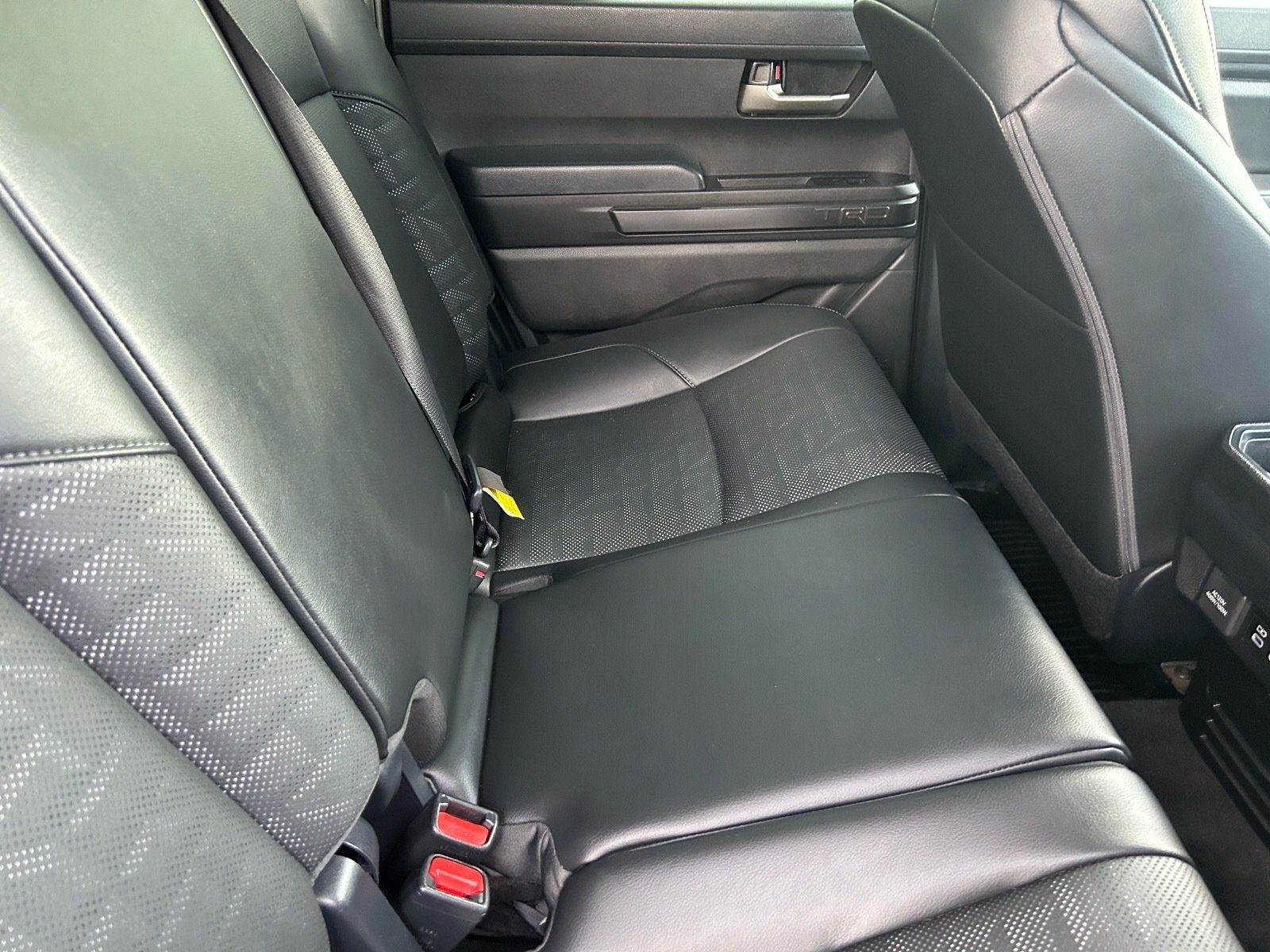 2024 Toyota Tacoma TRD Off-Road — photo 14 thumbnail