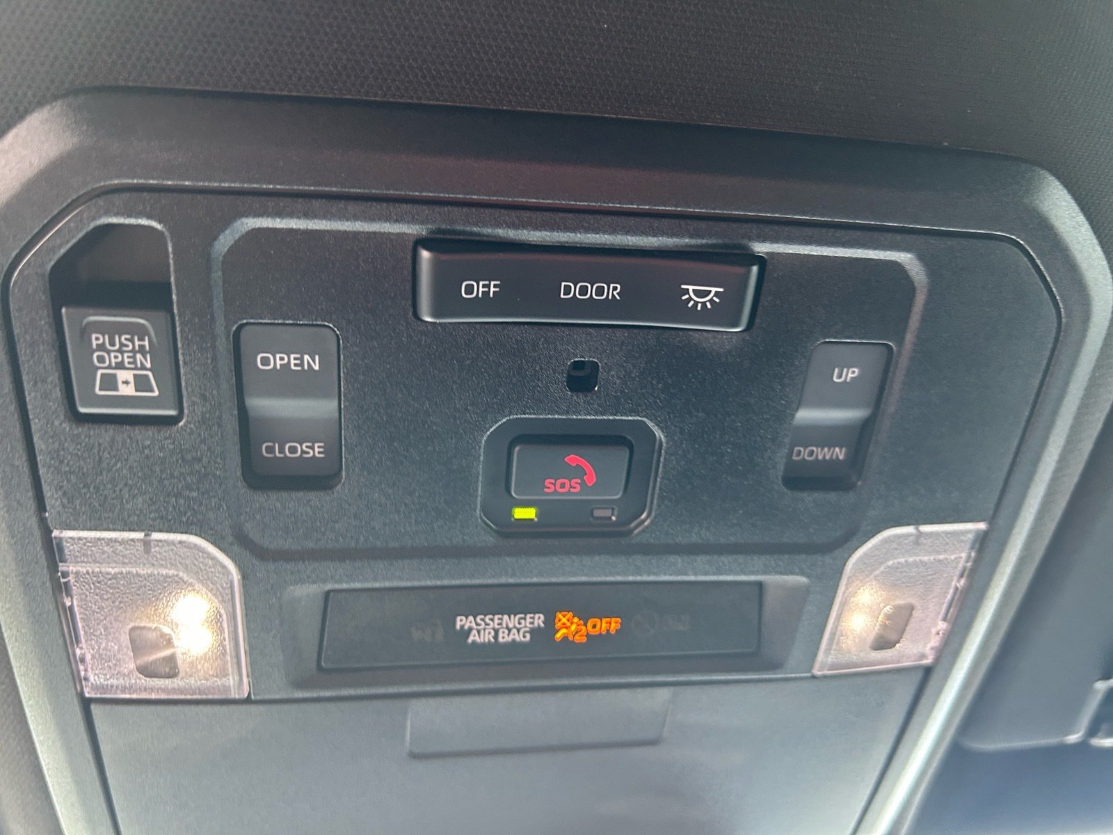 2024 Toyota Tacoma TRD Off-Road — photo 28 thumbnail