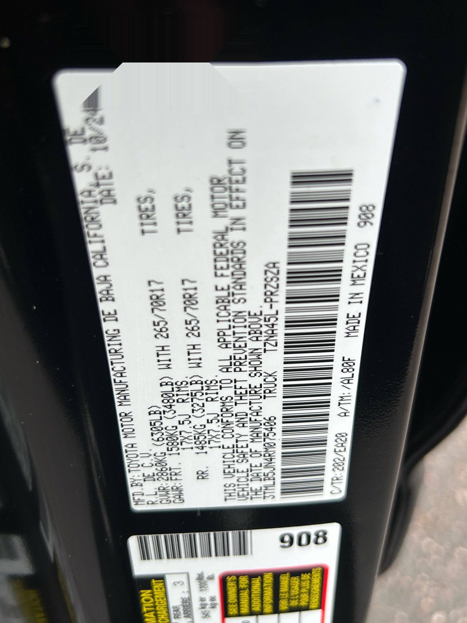 2024 Toyota Tacoma TRD Off-Road — photo 33 thumbnail