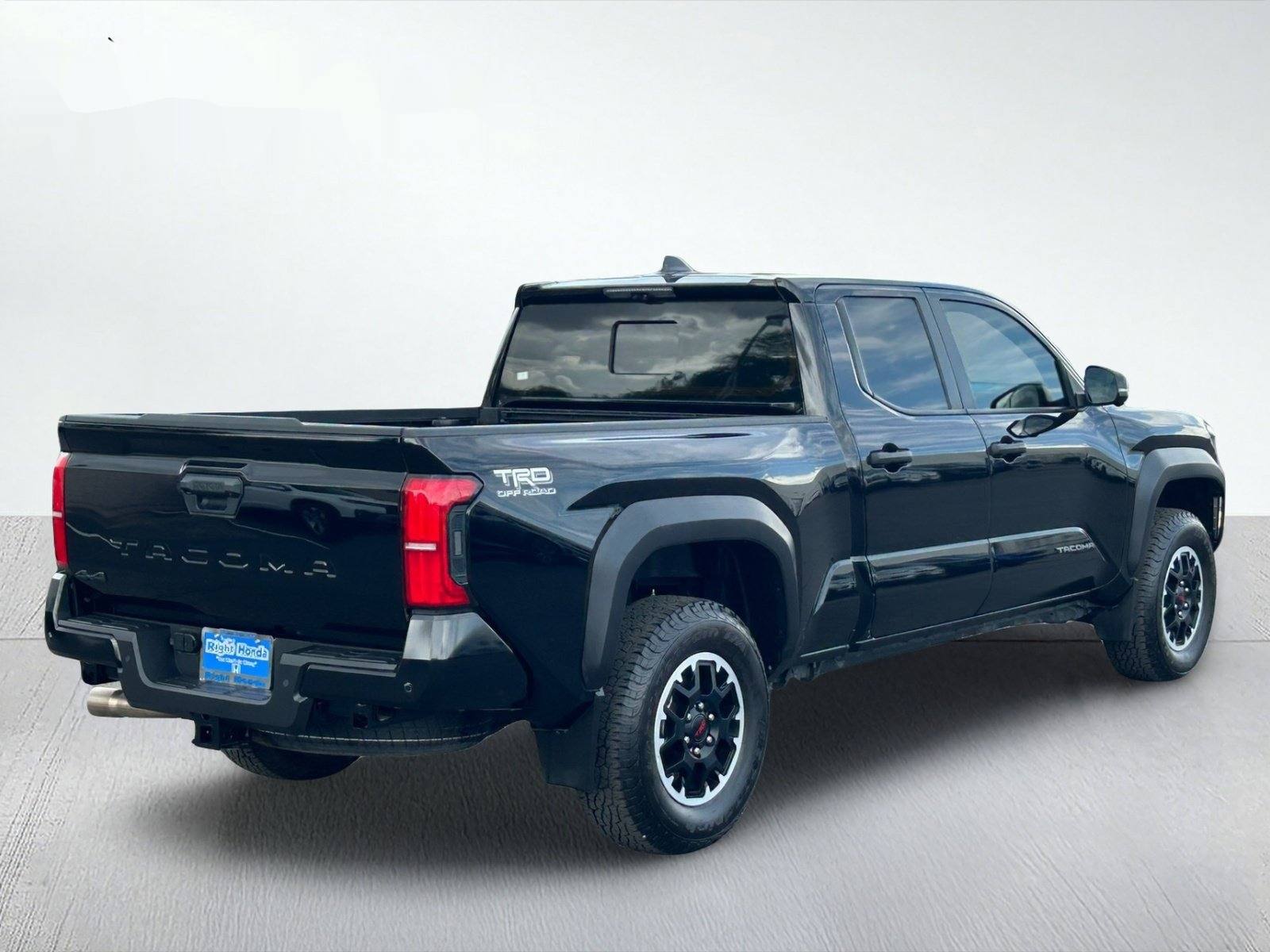 2024 Toyota Tacoma TRD Off-Road — photo 5 thumbnail