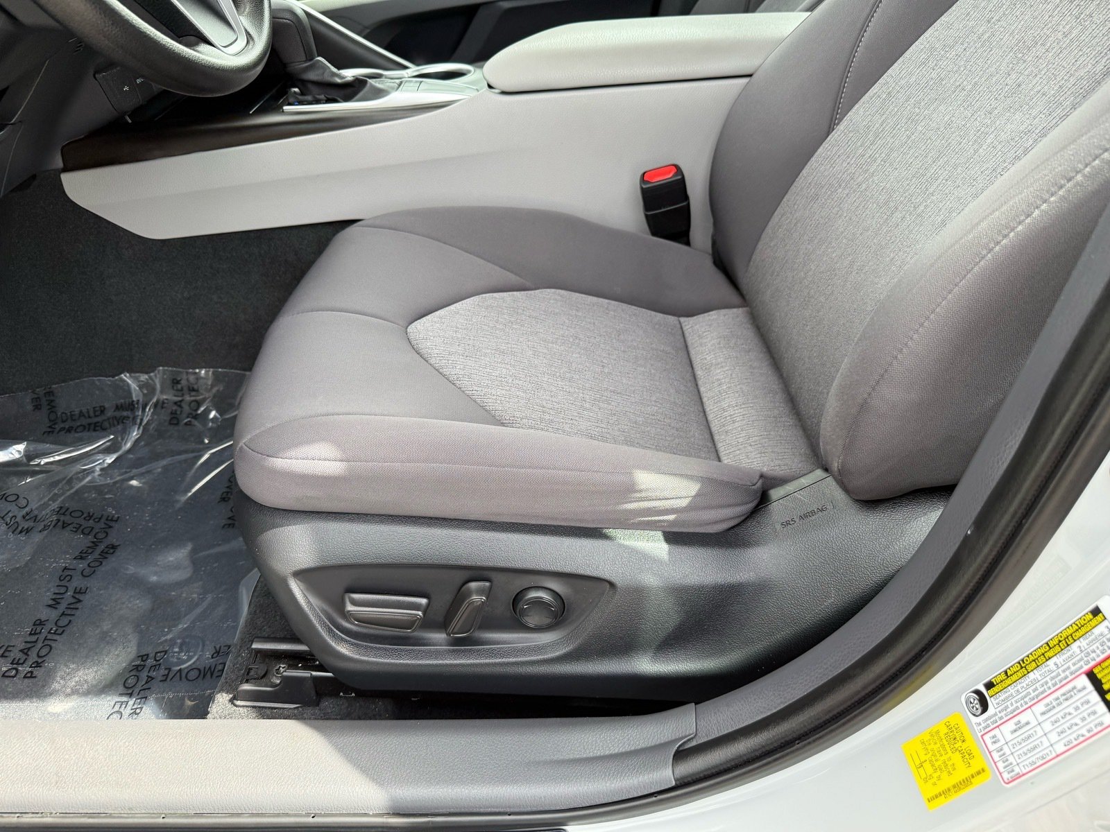 2024 Toyota Camry LE — photo 13 thumbnail