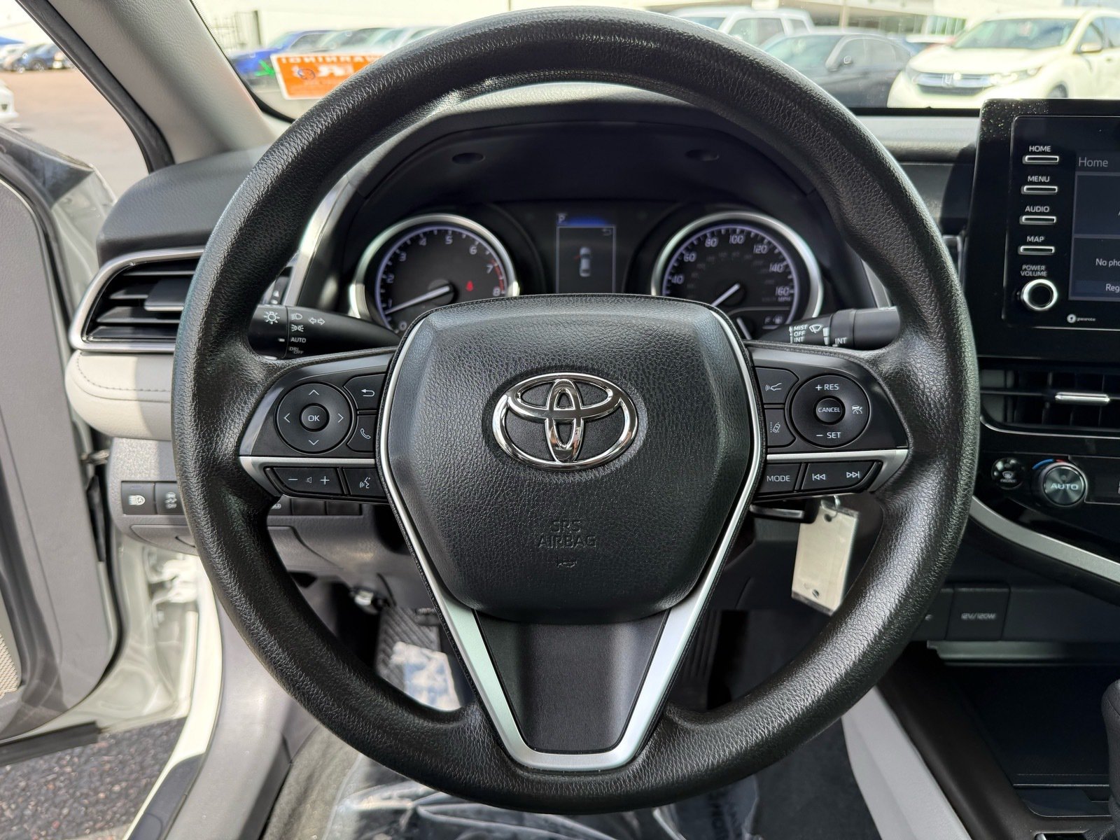 2024 Toyota Camry LE — photo 15 thumbnail