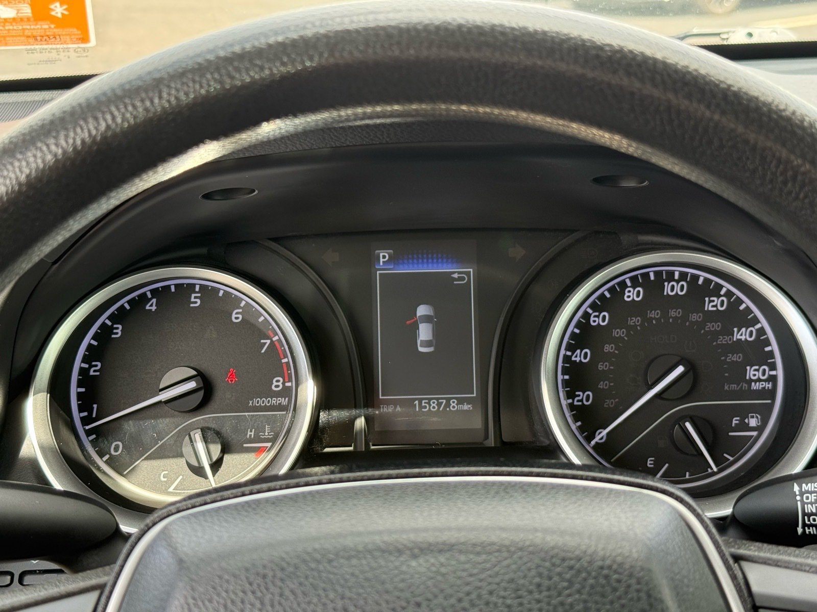 2024 Toyota Camry LE — photo 18 thumbnail